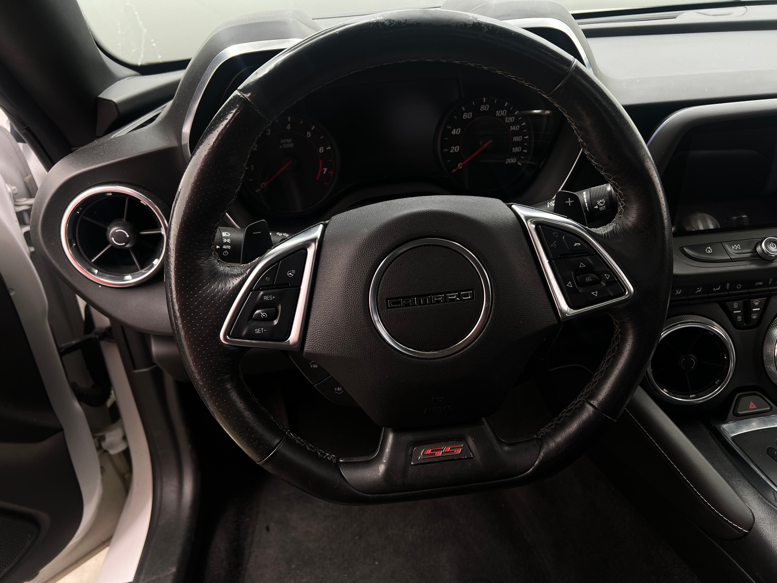 Thumbnail: 2018 Chevrolet Camaro - 4