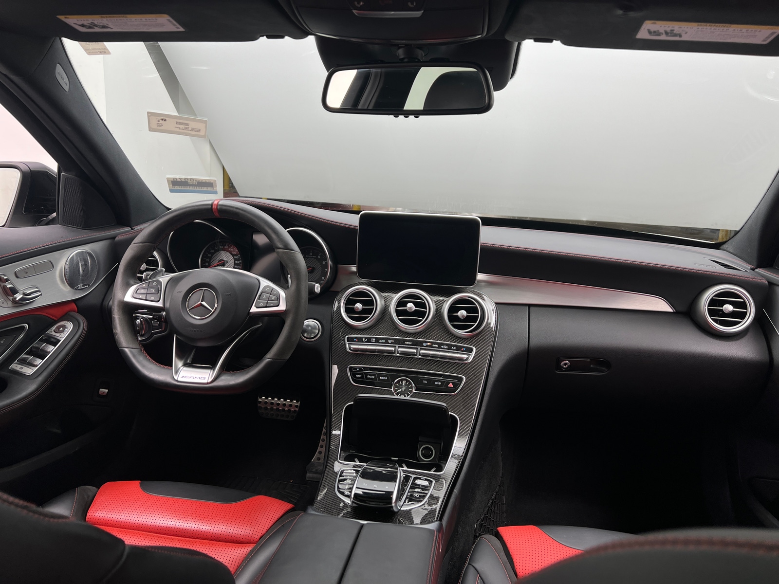 Thumbnail: 2018 Mercedes-Benz C-Class - 2