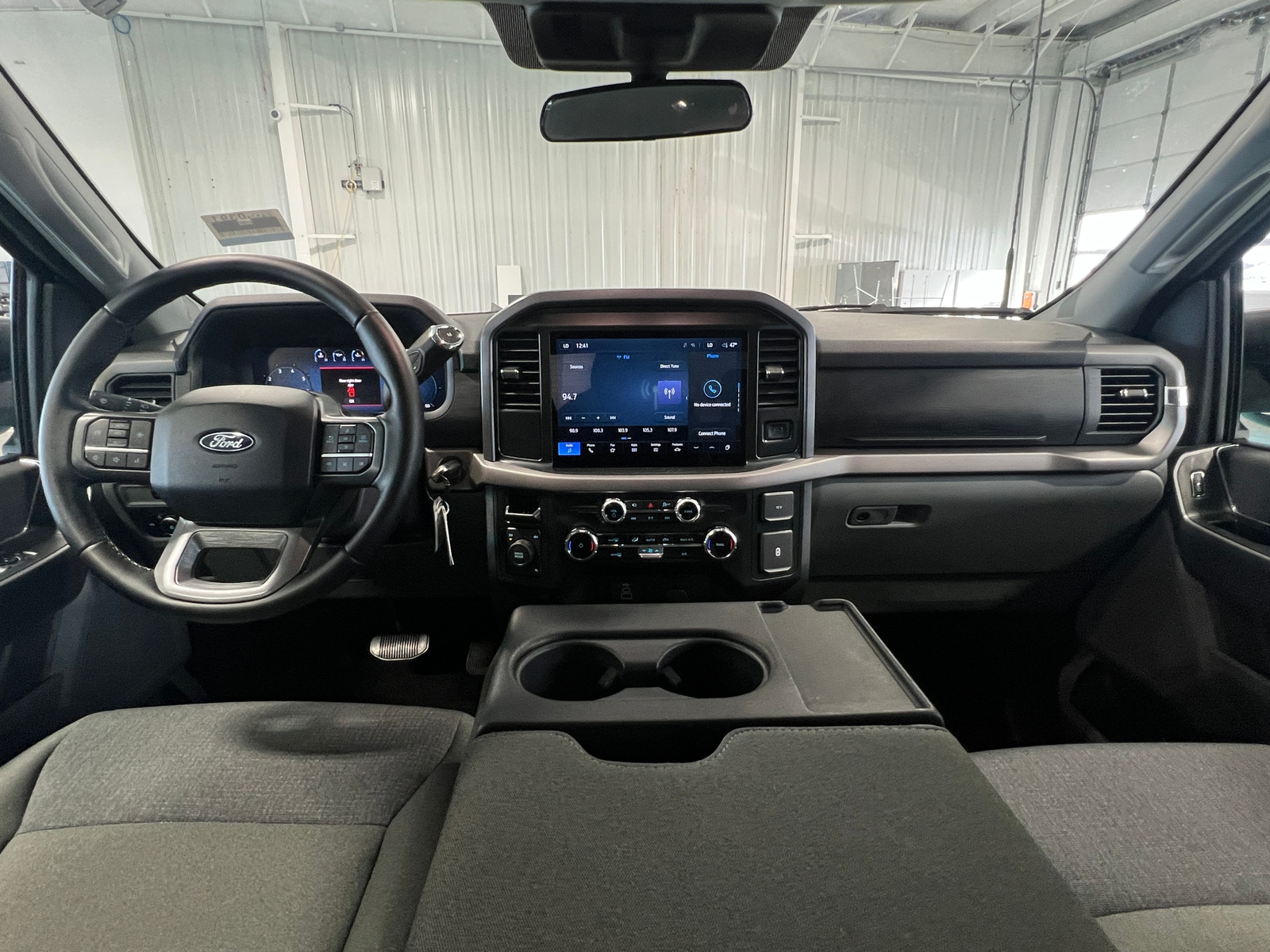 Thumbnail: 2025 Ford Econoline - 3