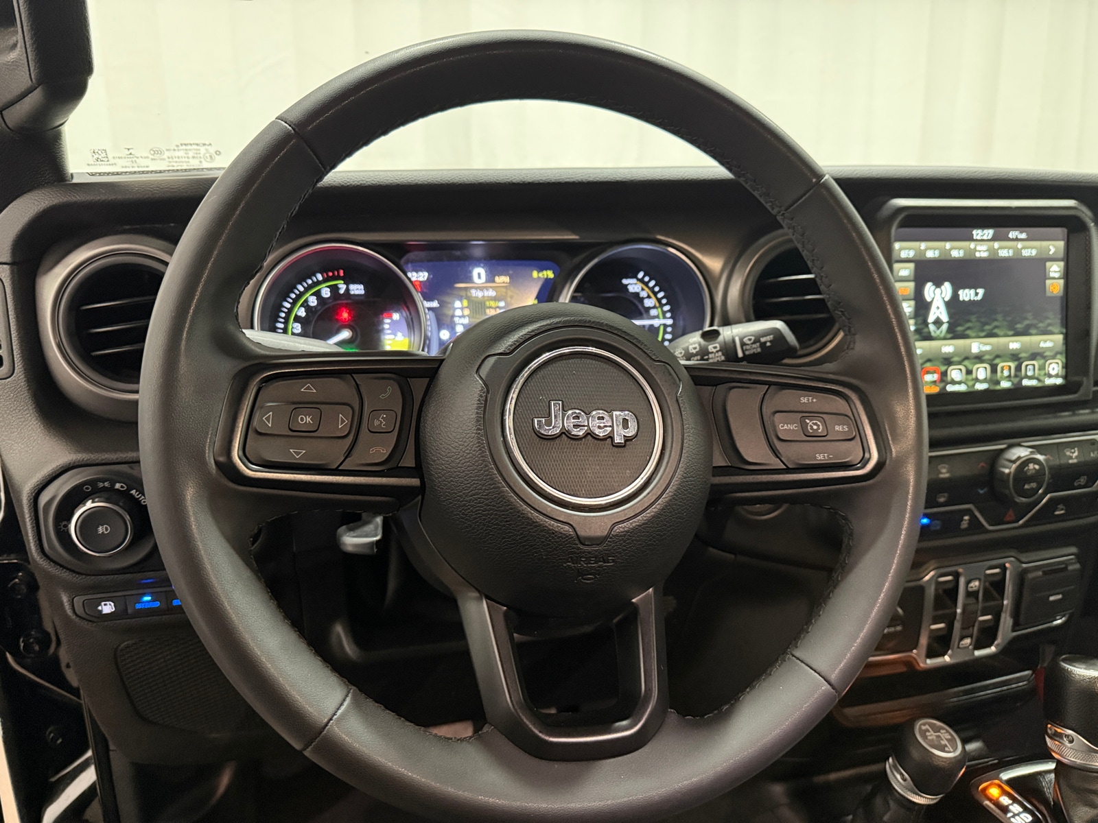 Thumbnail: 2023 Jeep Wrangler - 5