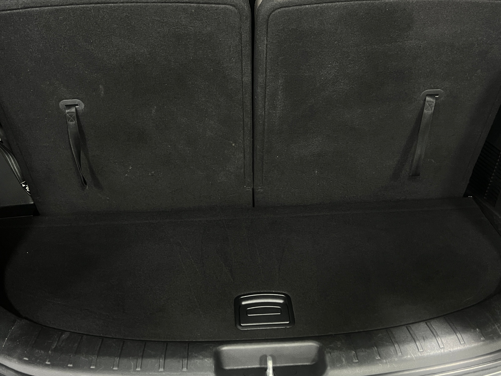 Thumbnail: 2019 Hyundai Santa Fe - 6