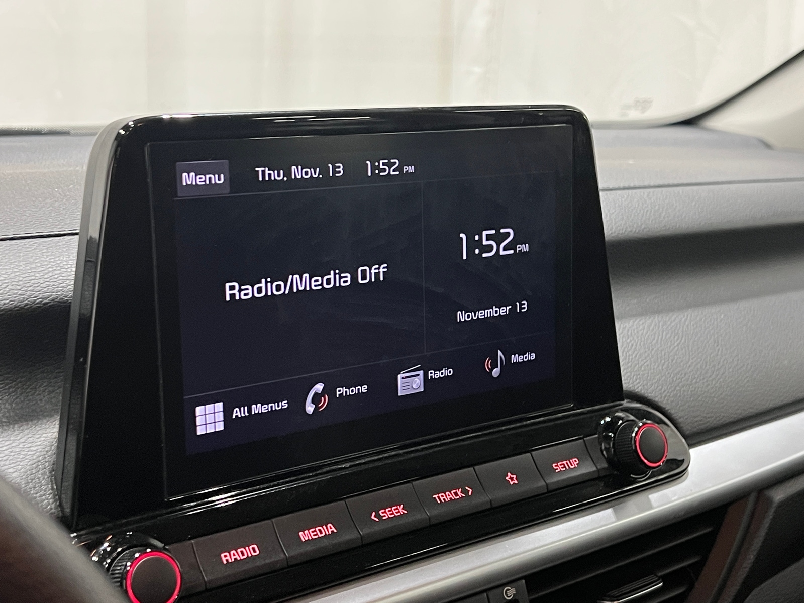 Thumbnail: 2024 Kia Forte - 4