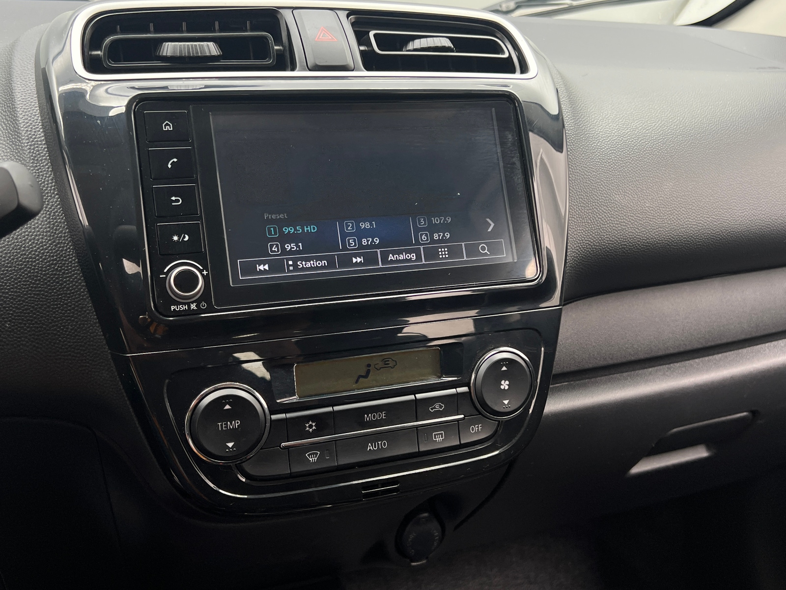 Thumbnail: 2024 Mitsubishi Mirage - 4