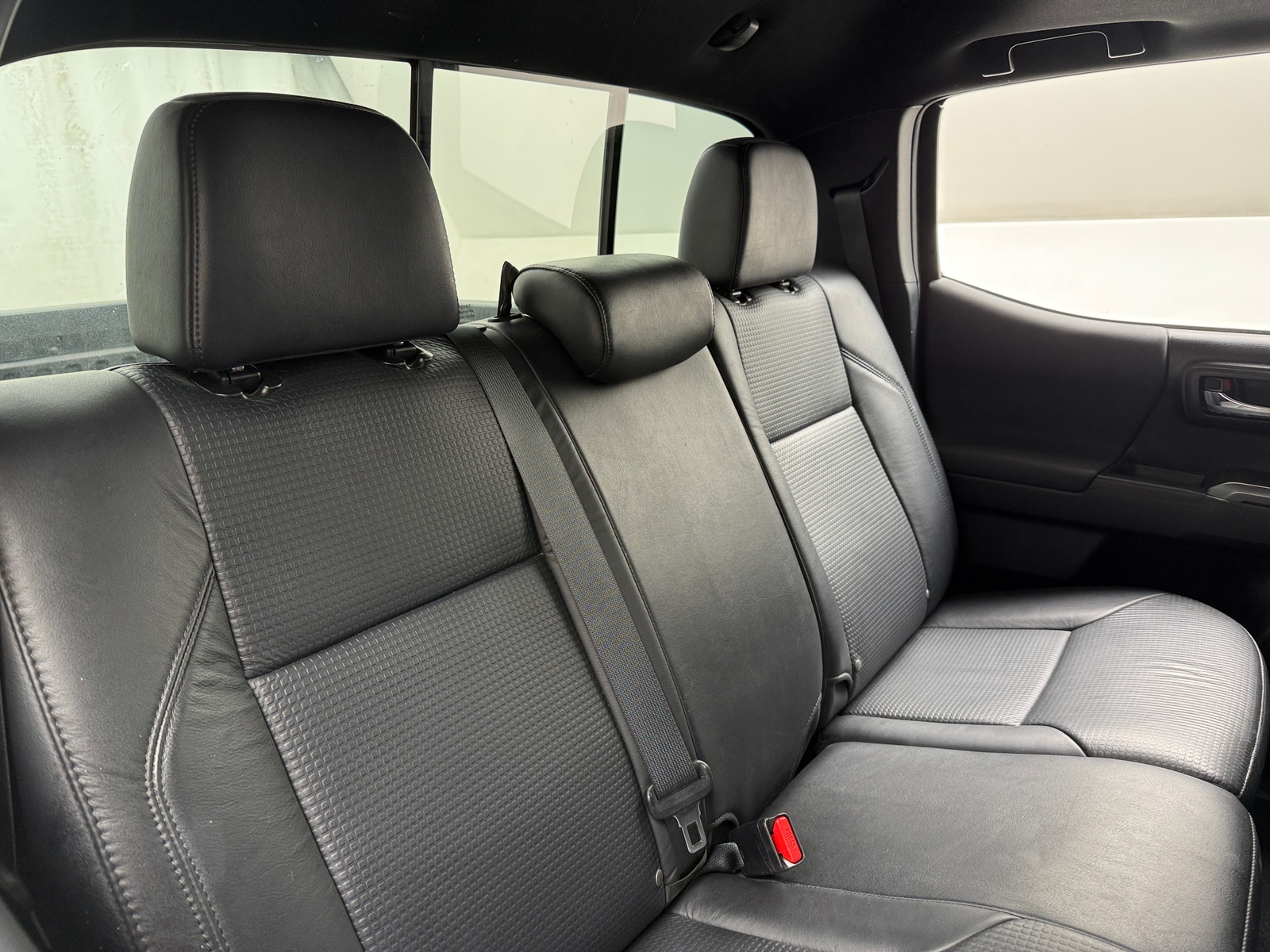 Thumbnail: 2020 Toyota Tacoma - 6