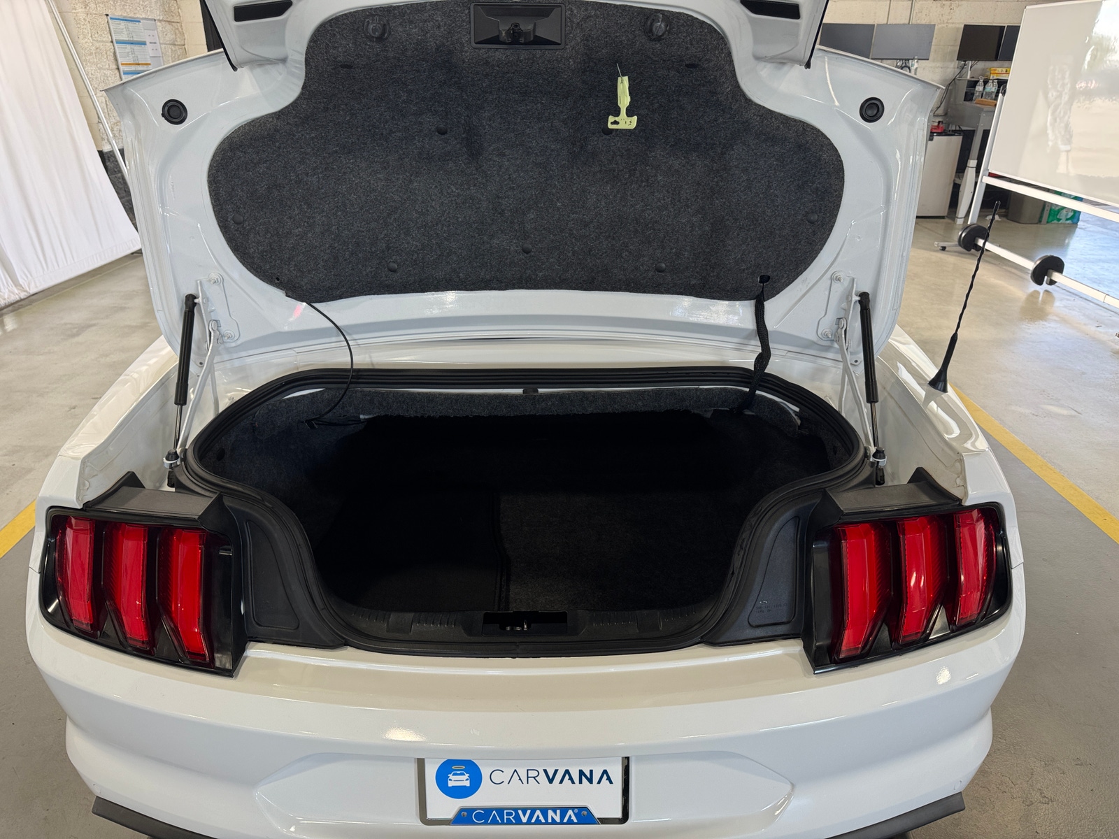 Thumbnail: 2020 Ford Mustang - 6