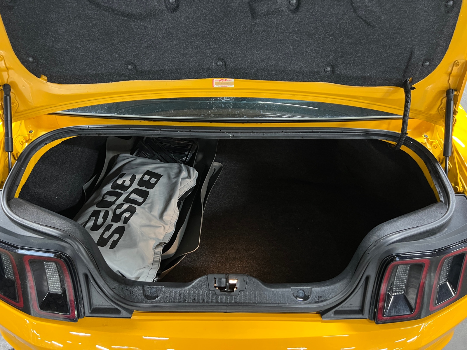 Thumbnail: 2013 Ford Mustang - 5