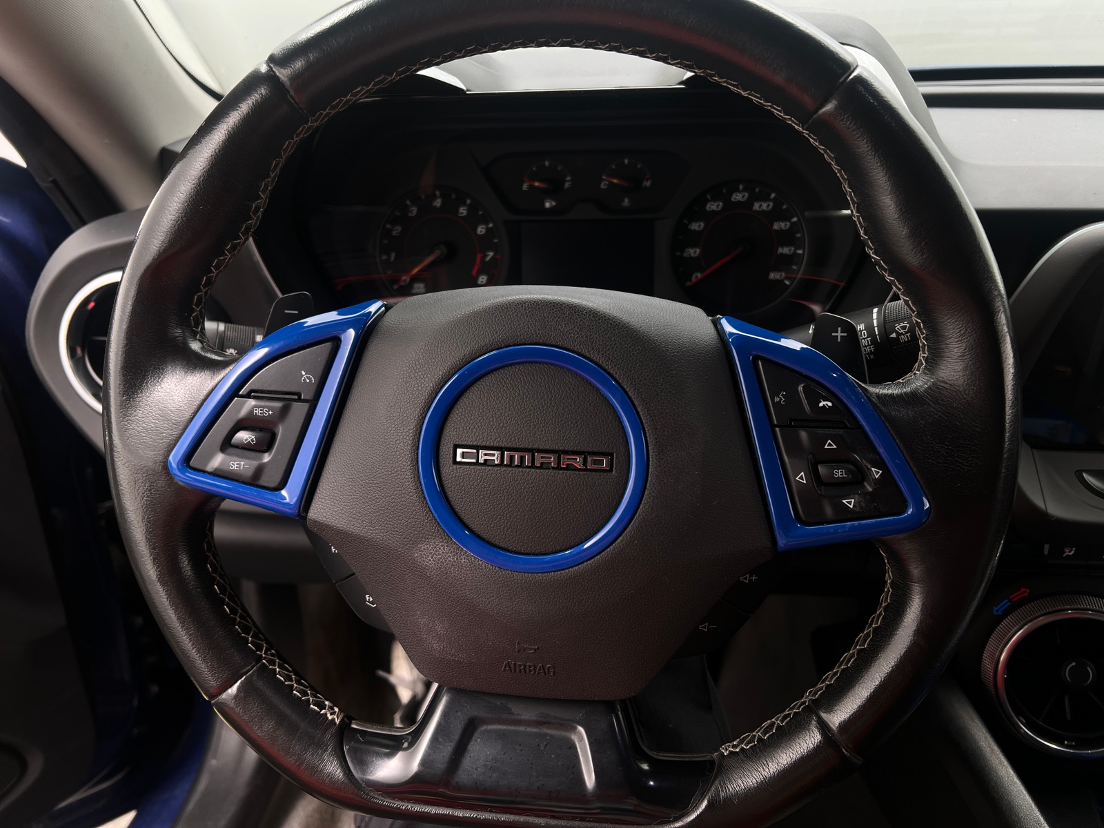 Thumbnail: 2021 Chevrolet Camaro - 4