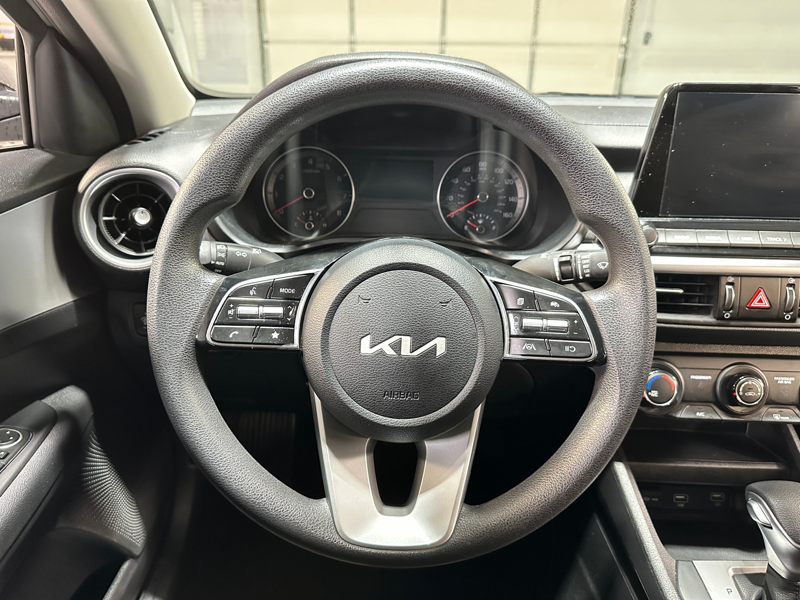 Thumbnail: 2024 Kia Forte - 5