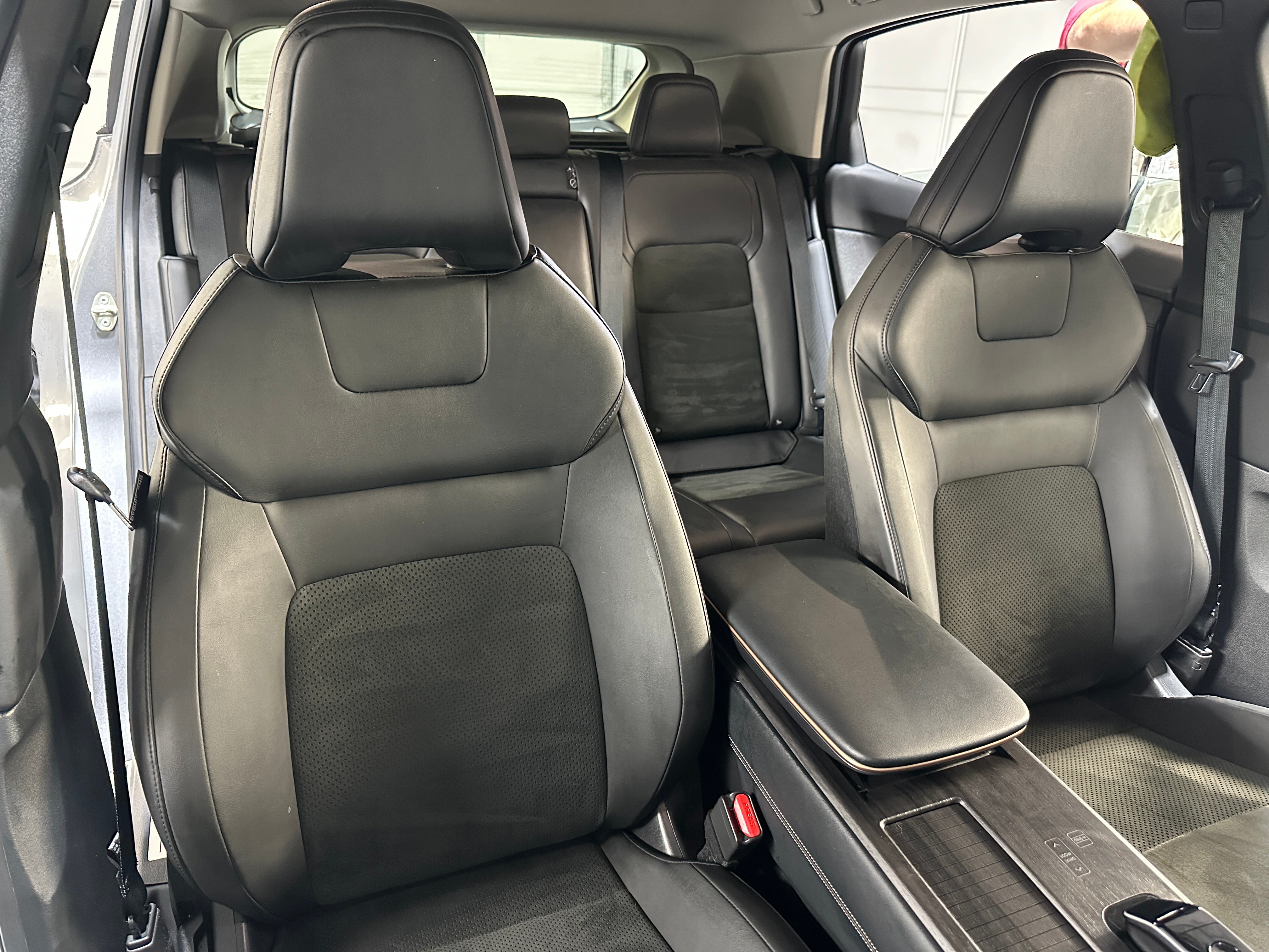 Used 2024 Nissan ARIYA Engage with VIN JN1CF0BB7RM734699 for sale in Oak Creek, WI