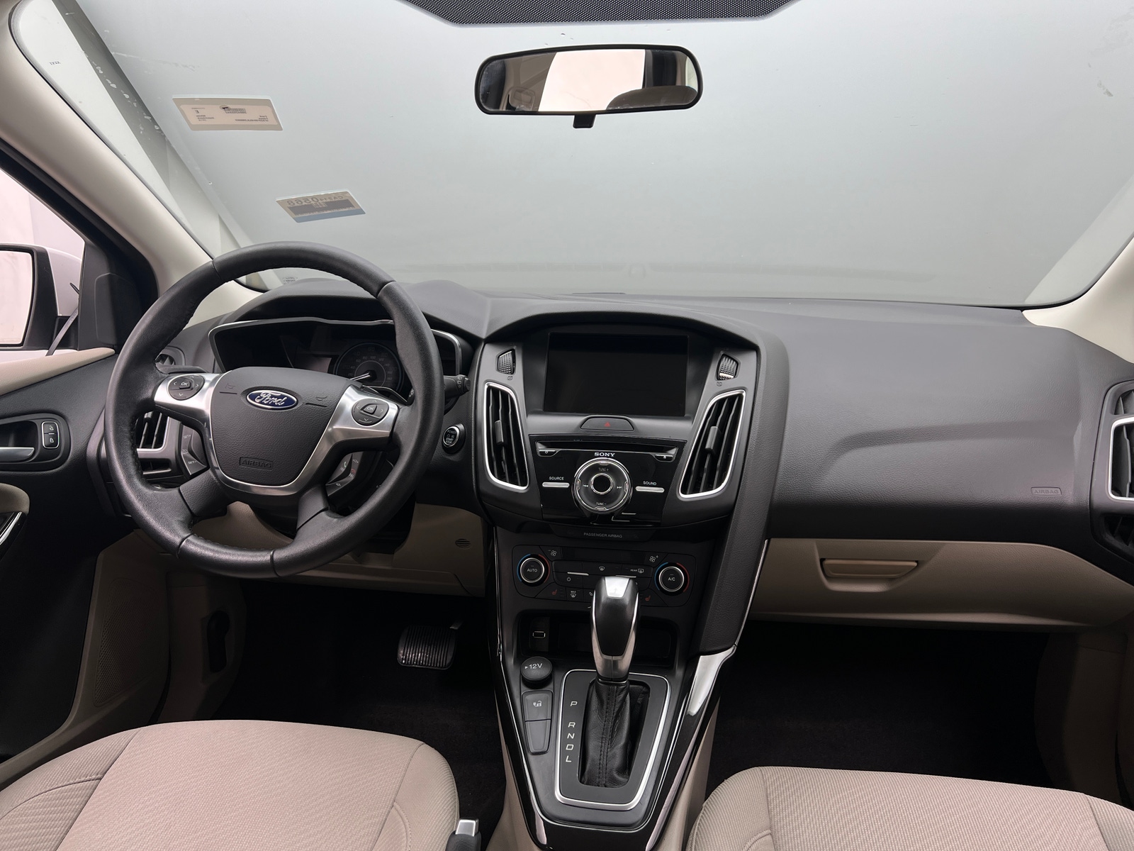 Thumbnail: 2018 Ford Focus - 3