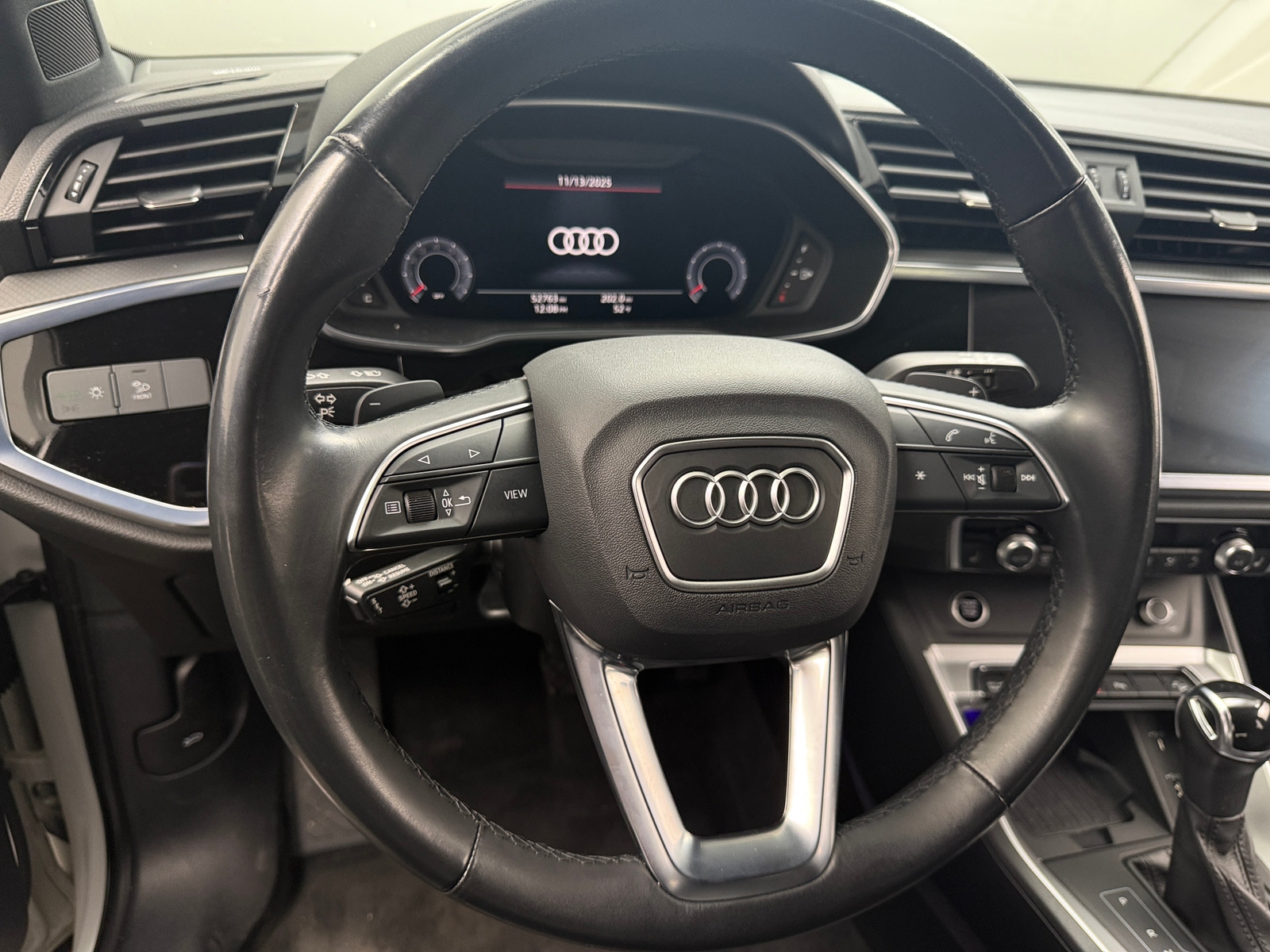 Thumbnail: 2021 Audi Q3 - 4