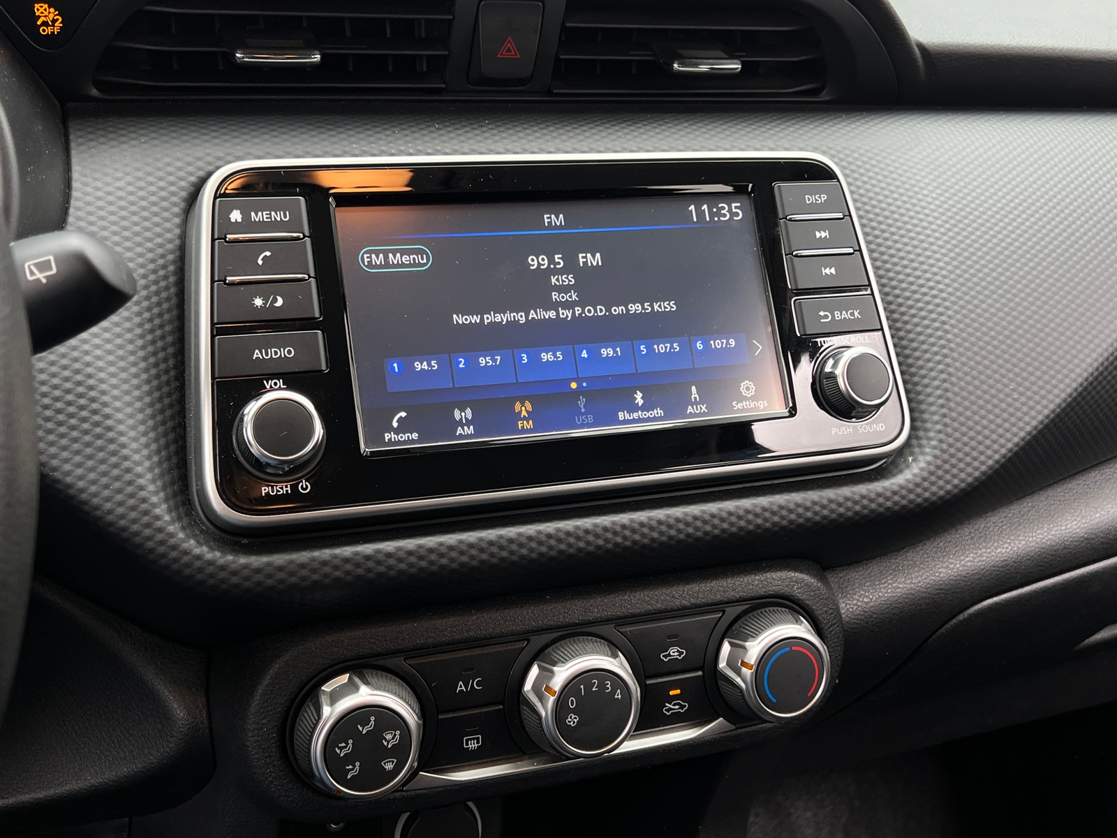 Thumbnail: 2024 Nissan Kicks - 4