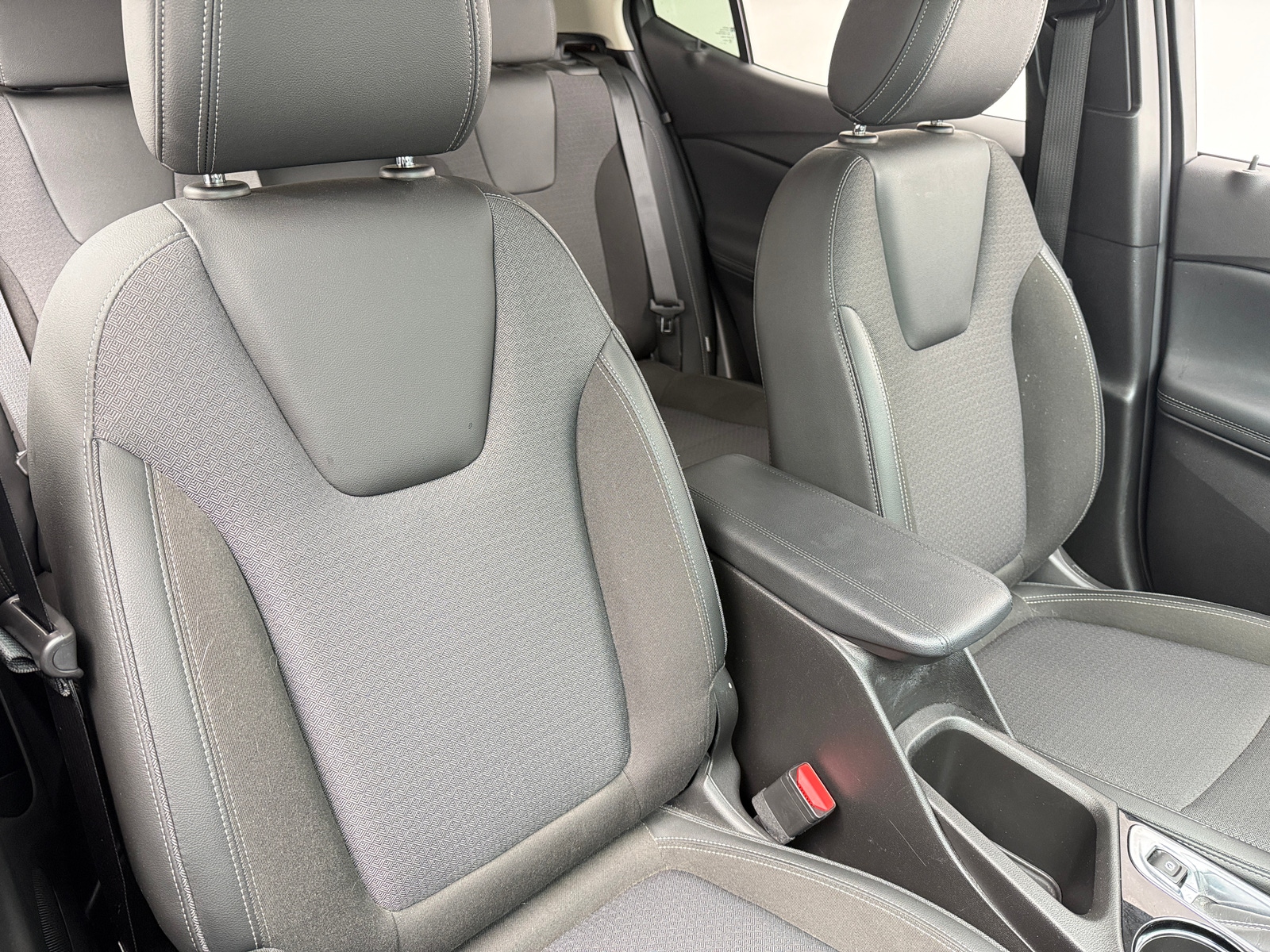 Thumbnail: 2021 Buick Encore GX - 2