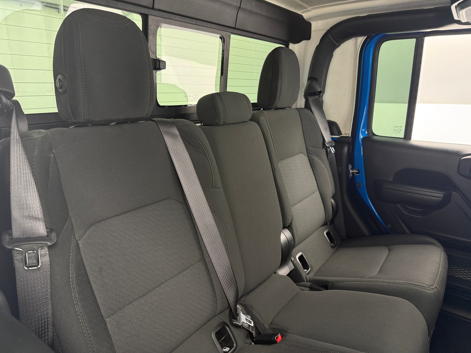 Thumbnail: 2021 Jeep Gladiator - 6