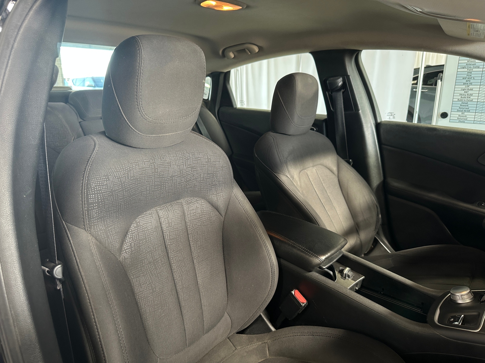 Thumbnail: 2015 Chrysler 200 - 2