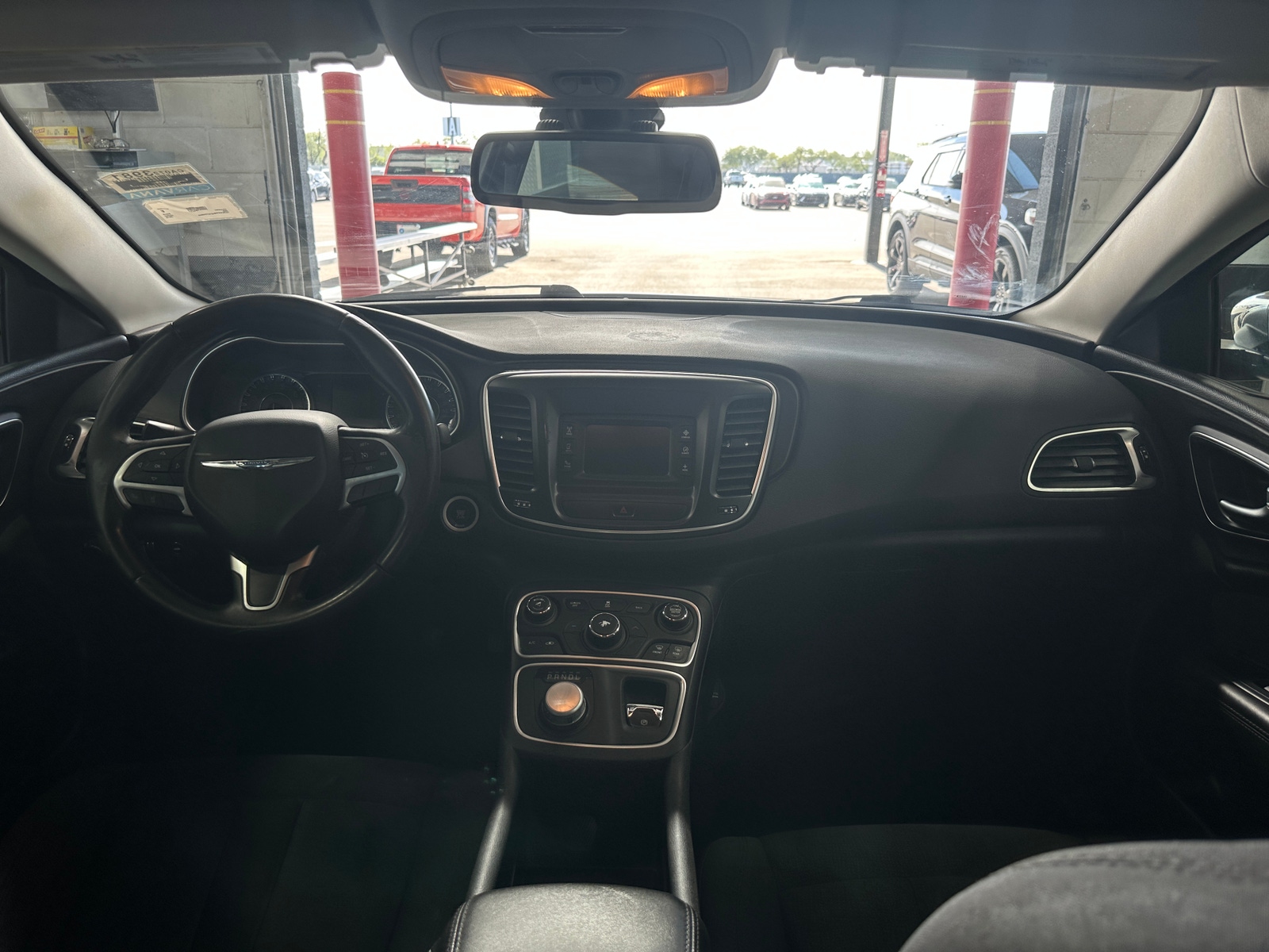 Thumbnail: 2015 Chrysler 200 - 3