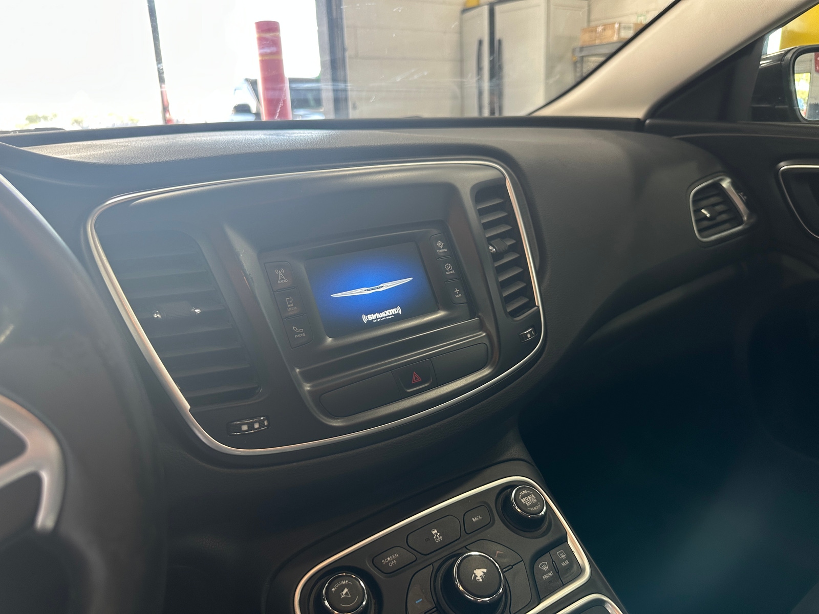 Thumbnail: 2015 Chrysler 200 - 4