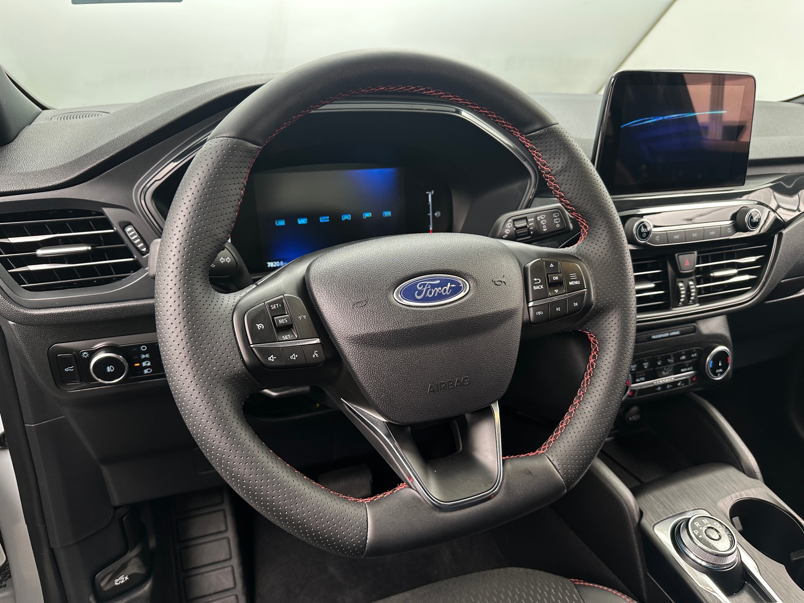 Thumbnail: 2025 Ford Escape - 5