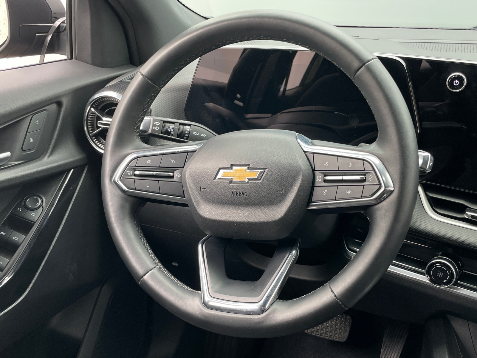 Thumbnail: 2025 Chevrolet Equinox - 5