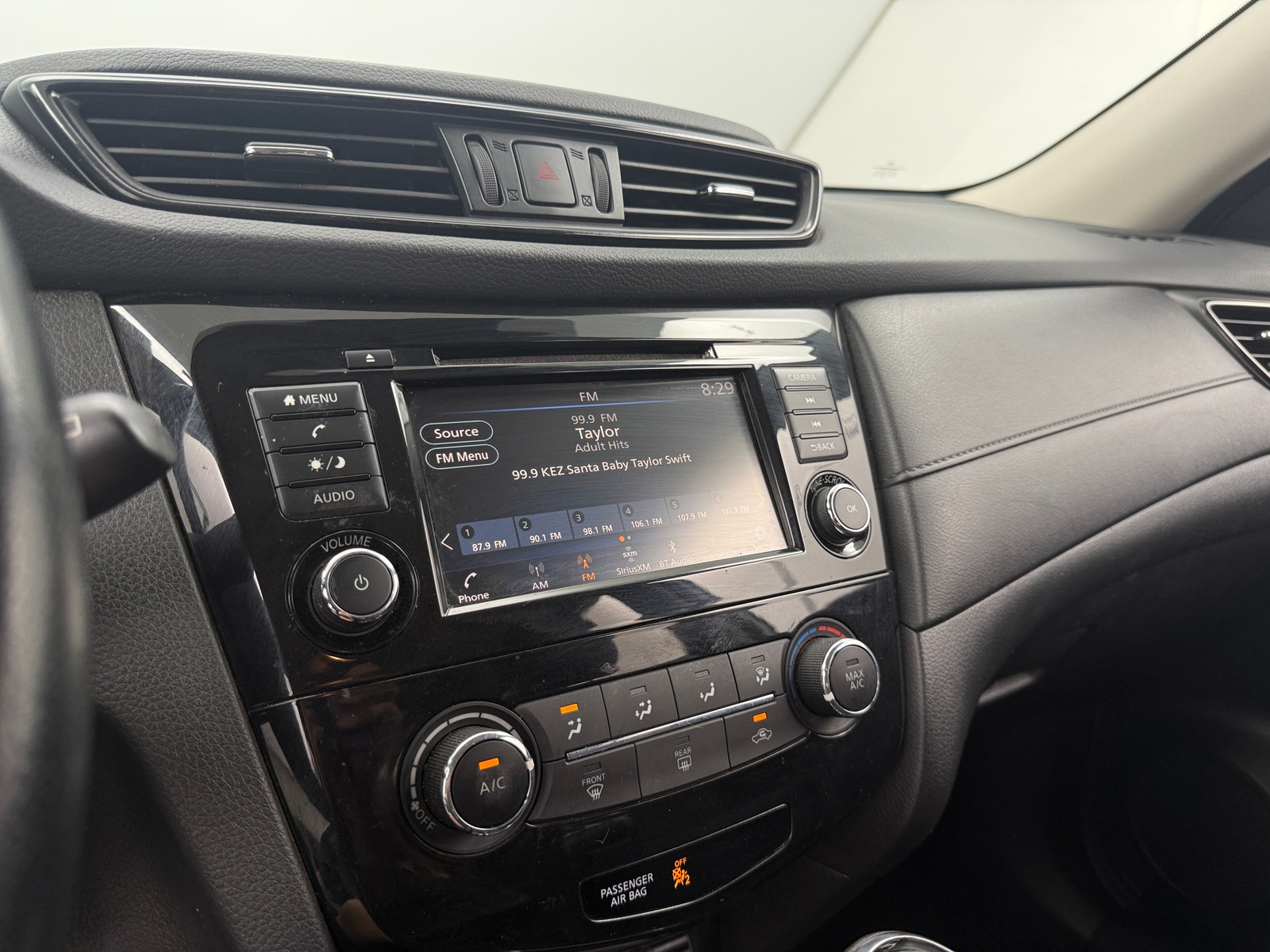 Thumbnail: 2020 Nissan Rogue - 4