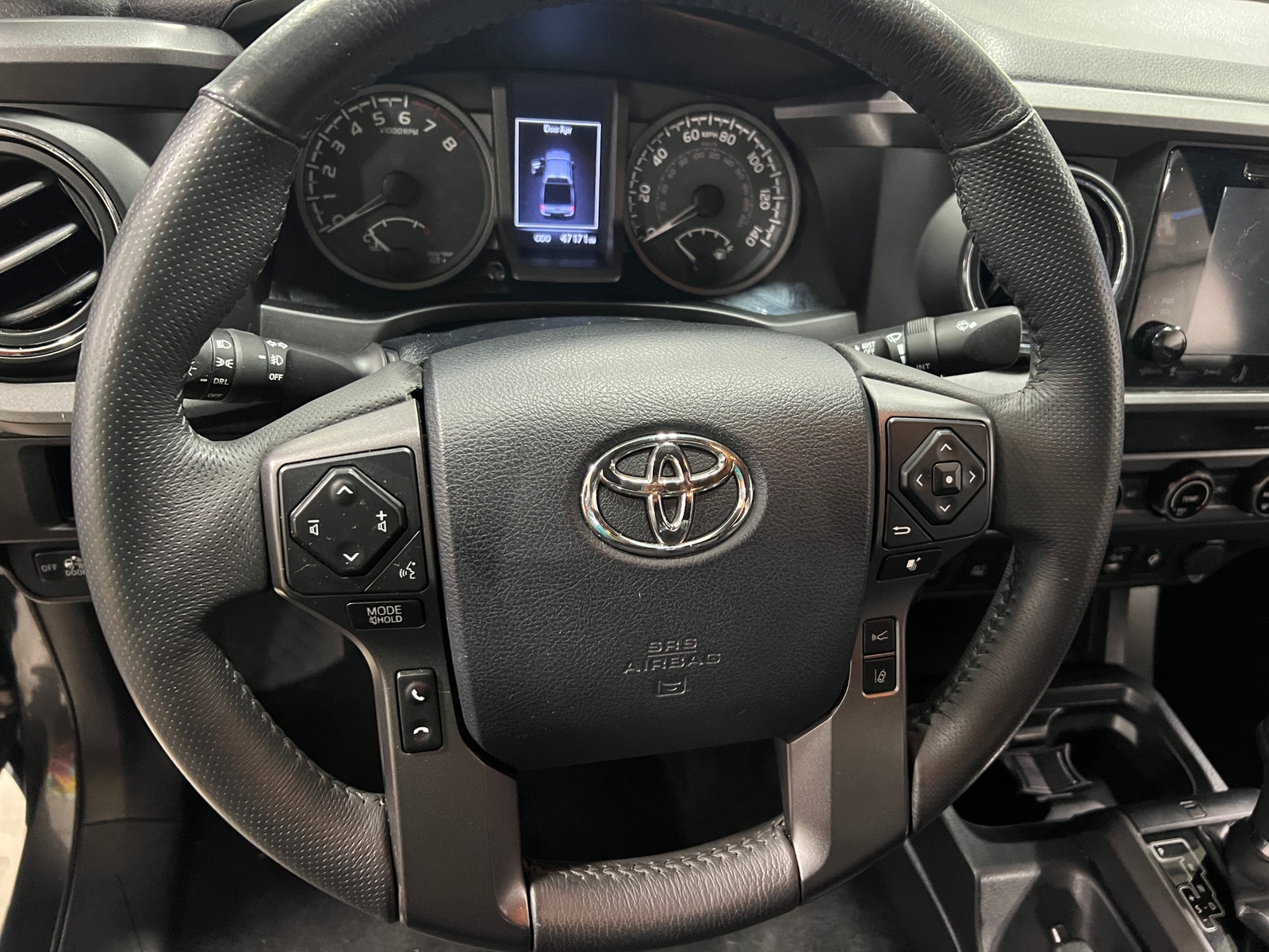 Thumbnail: 2018 Toyota Tacoma - 5