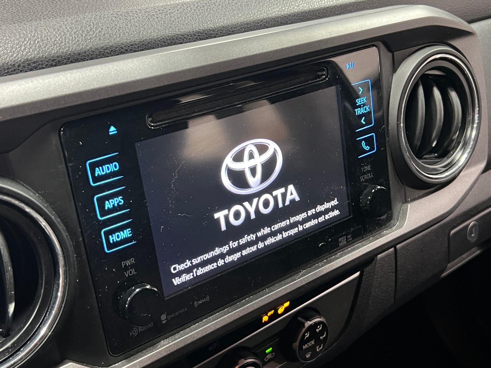 Thumbnail: 2018 Toyota Tacoma - 4