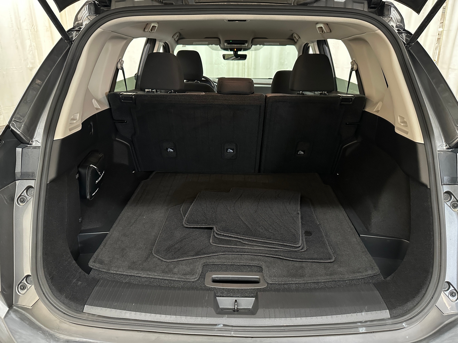 Thumbnail: 2022 Nissan Rogue - 7