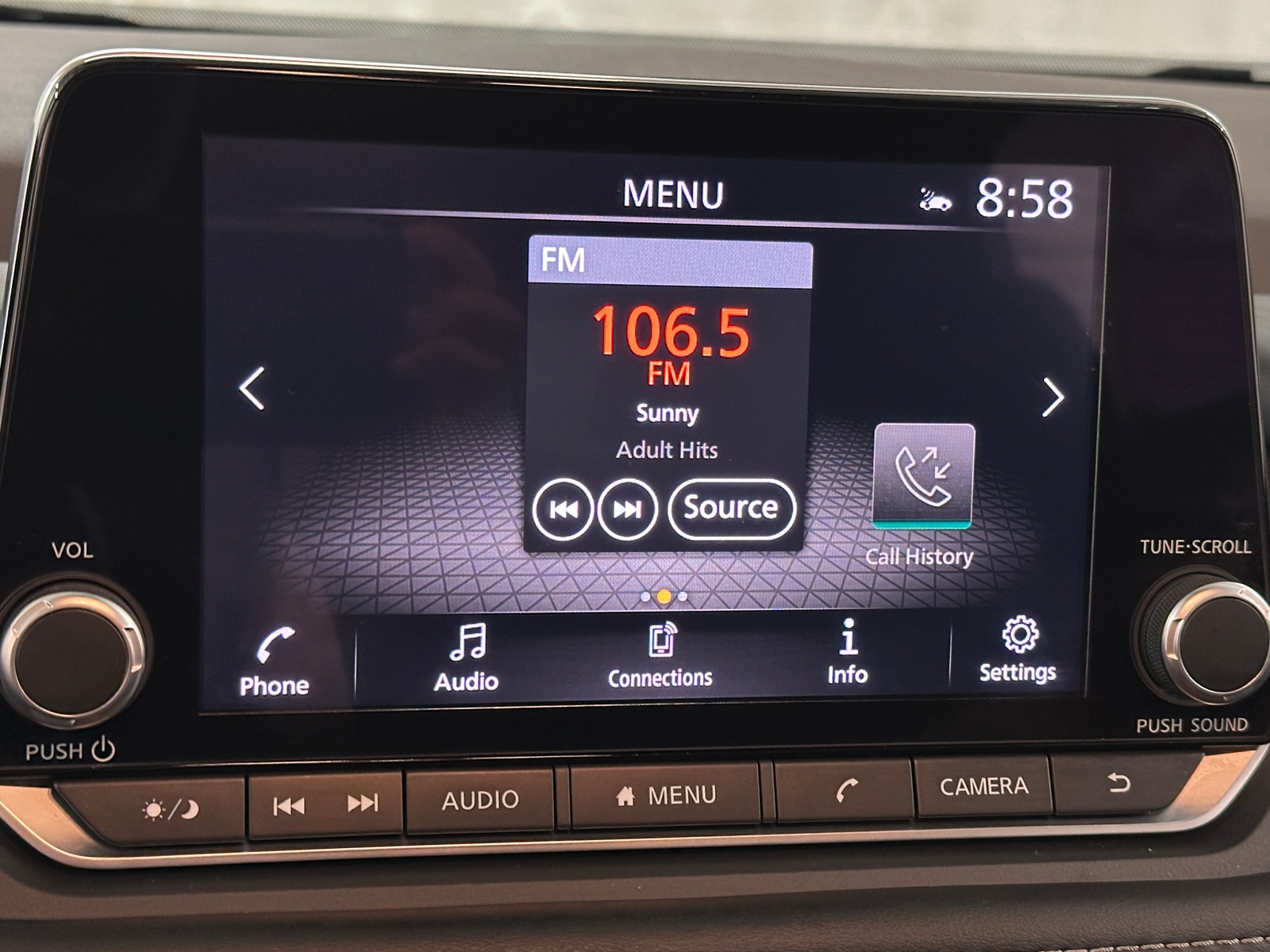 Thumbnail: 2022 Nissan Rogue - 4