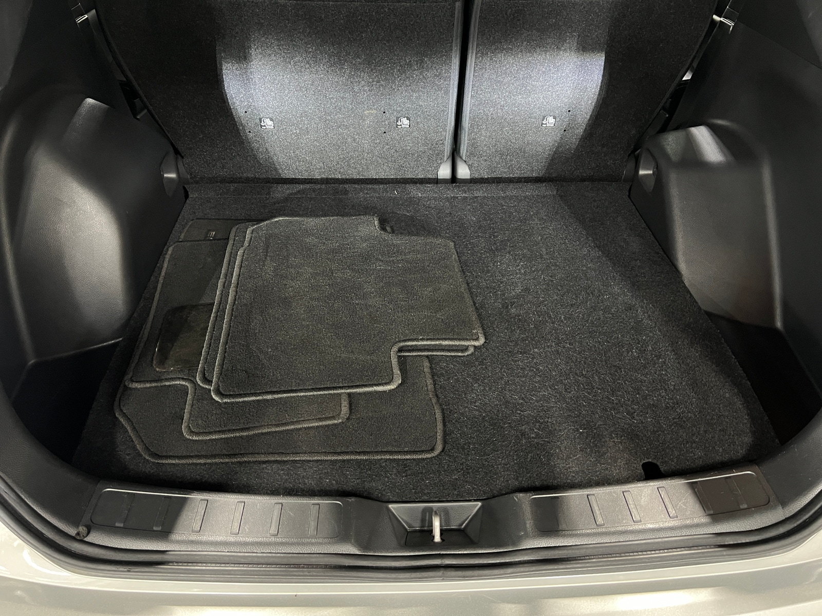 Thumbnail: 2024 Mitsubishi Eclipse Cross - 6