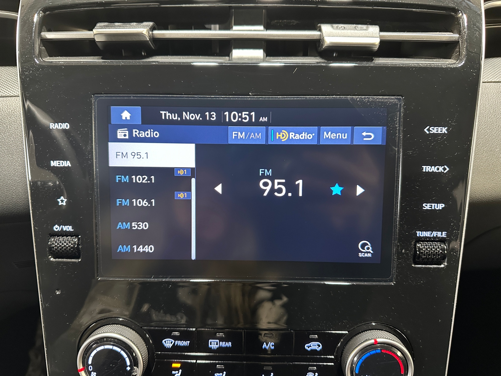 Thumbnail: 2022 Hyundai Tucson - 4