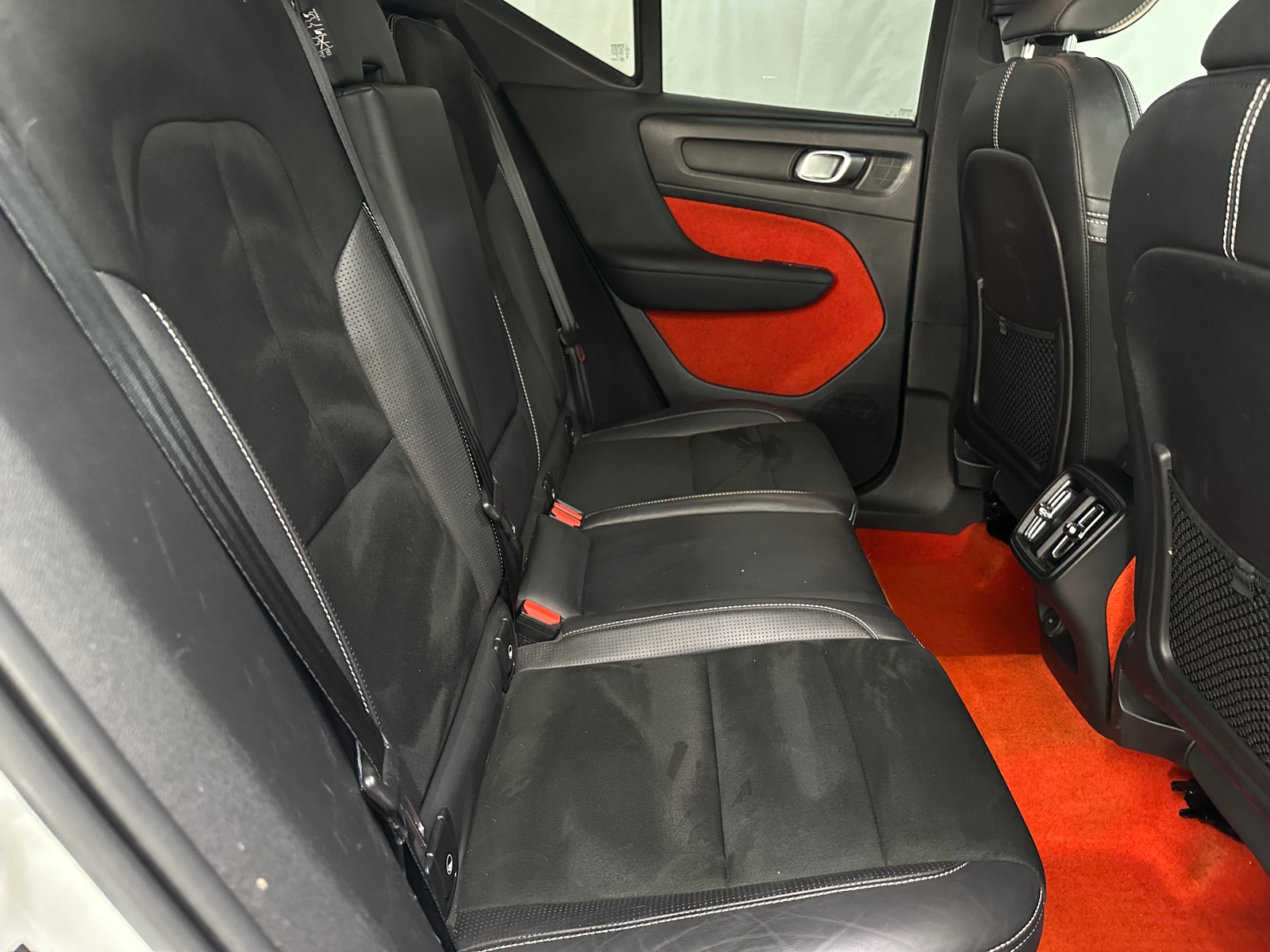 Thumbnail: 2020 Volvo XC40 - 5