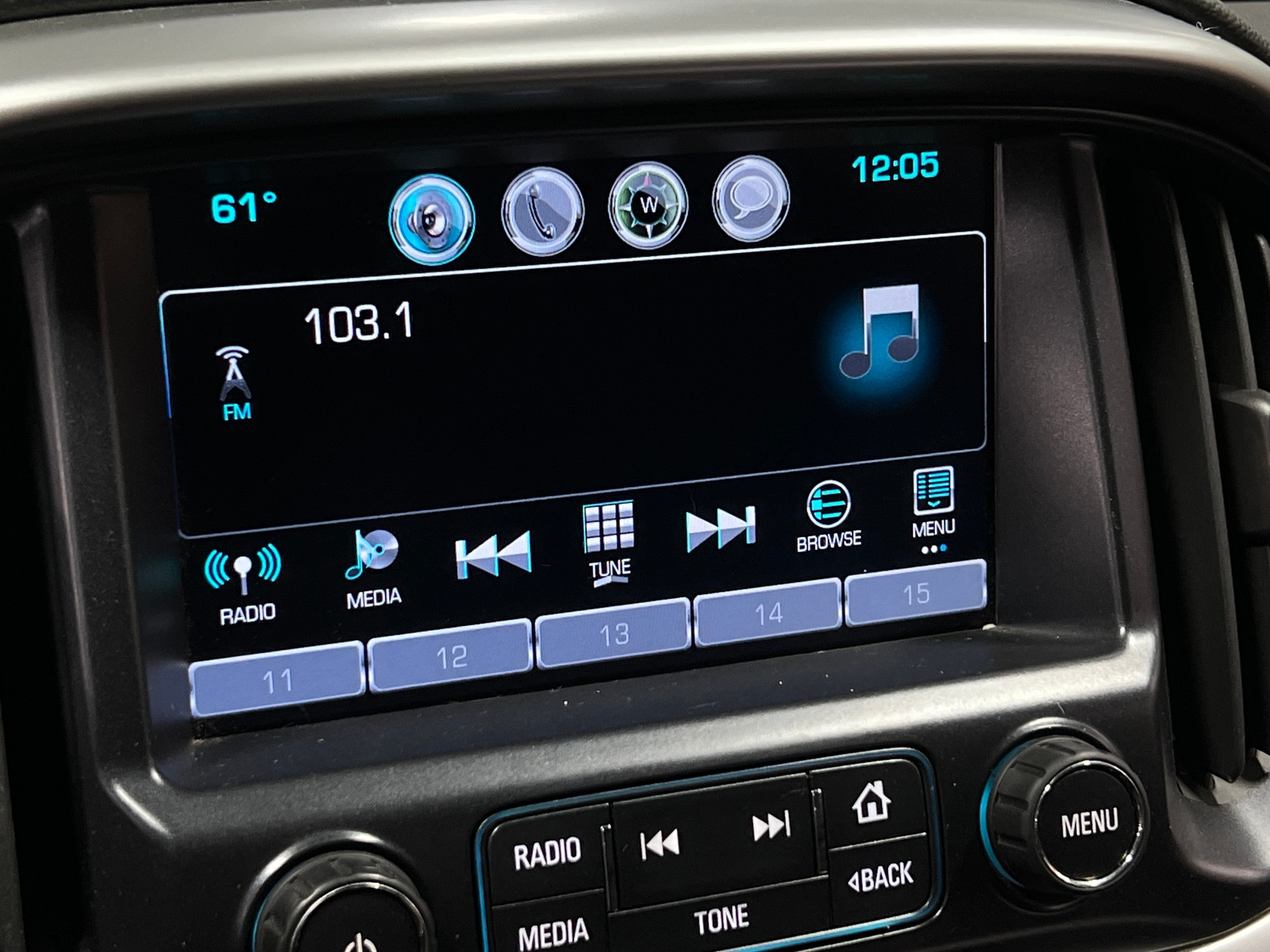 Thumbnail: 2016 Chevrolet Colorado - 3