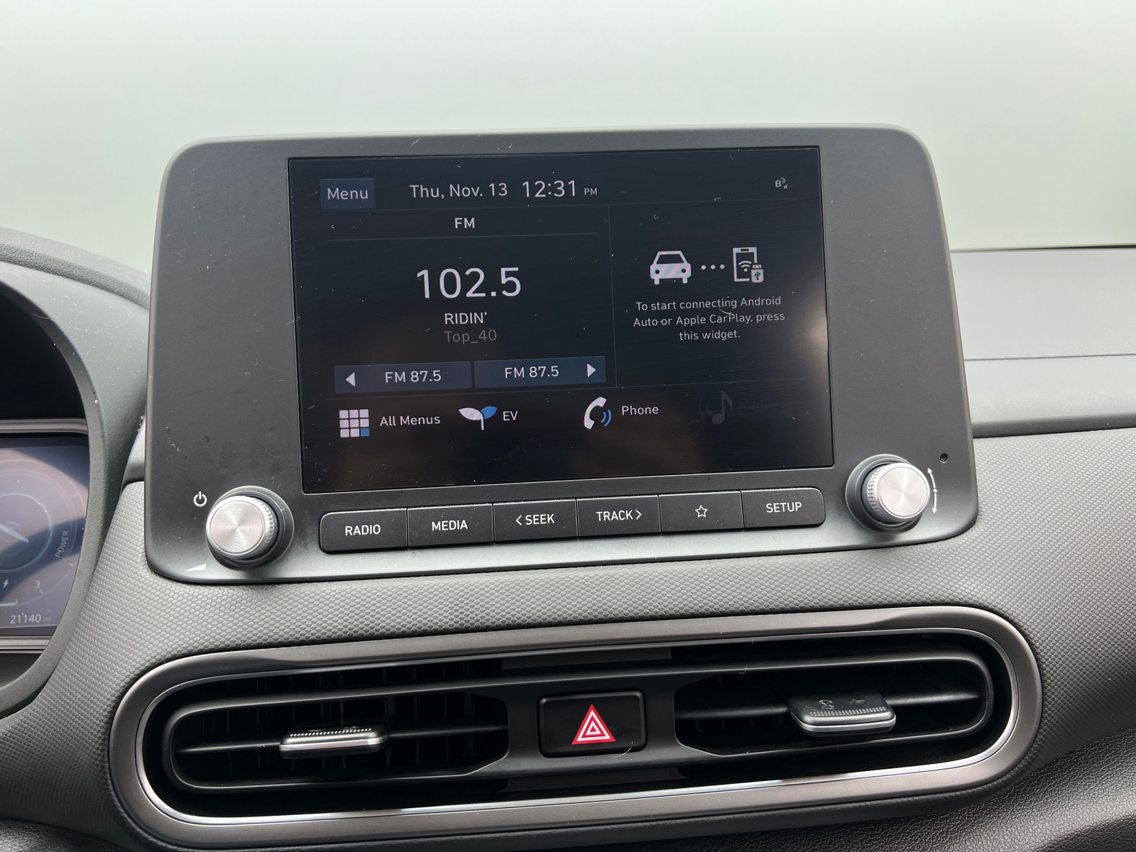 Thumbnail: 2023 Hyundai Kona - 4