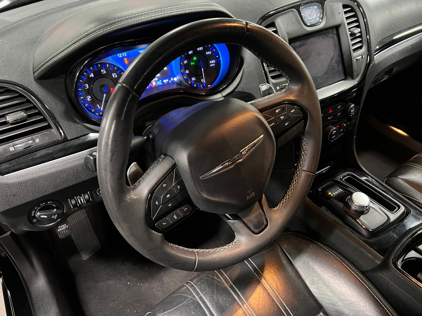 Thumbnail: 2023 Chrysler 300 - 4