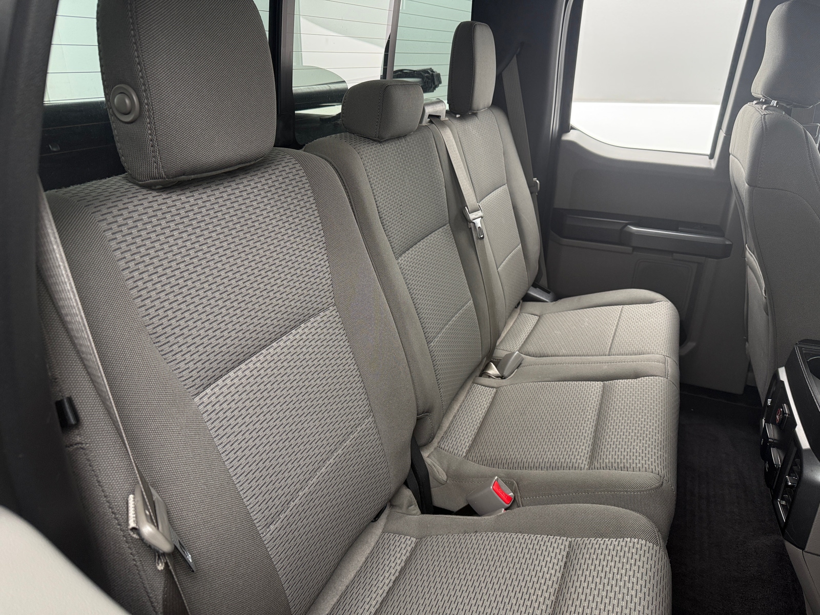 Thumbnail: 2017 Ford Econoline - 6