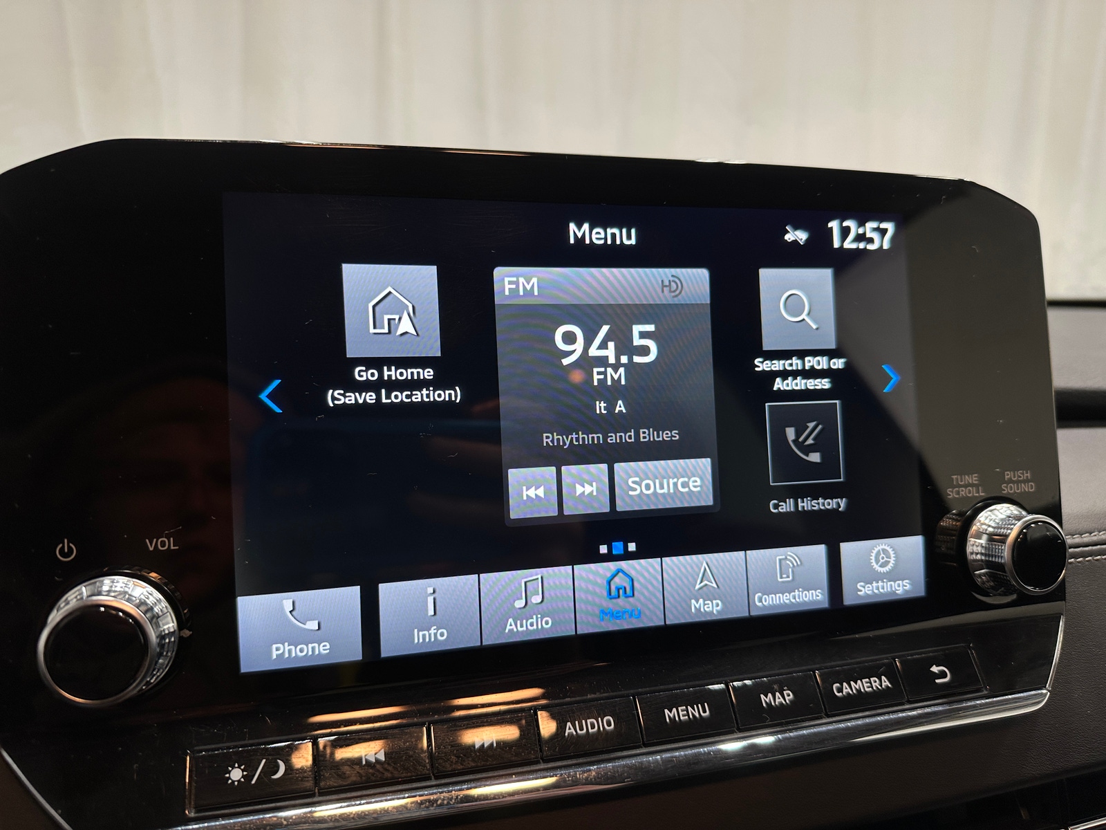 Thumbnail: 2023 Mitsubishi Outlander - 3