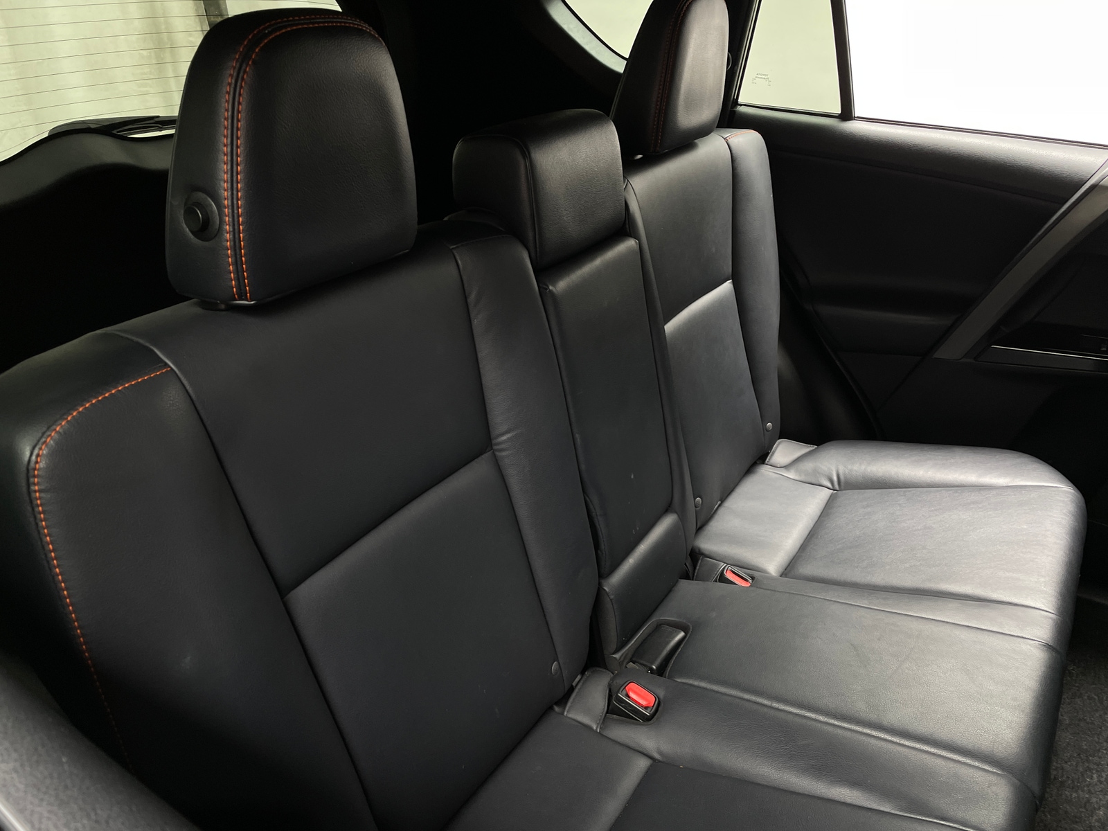 Thumbnail: 2016 Toyota RAV4 - 5