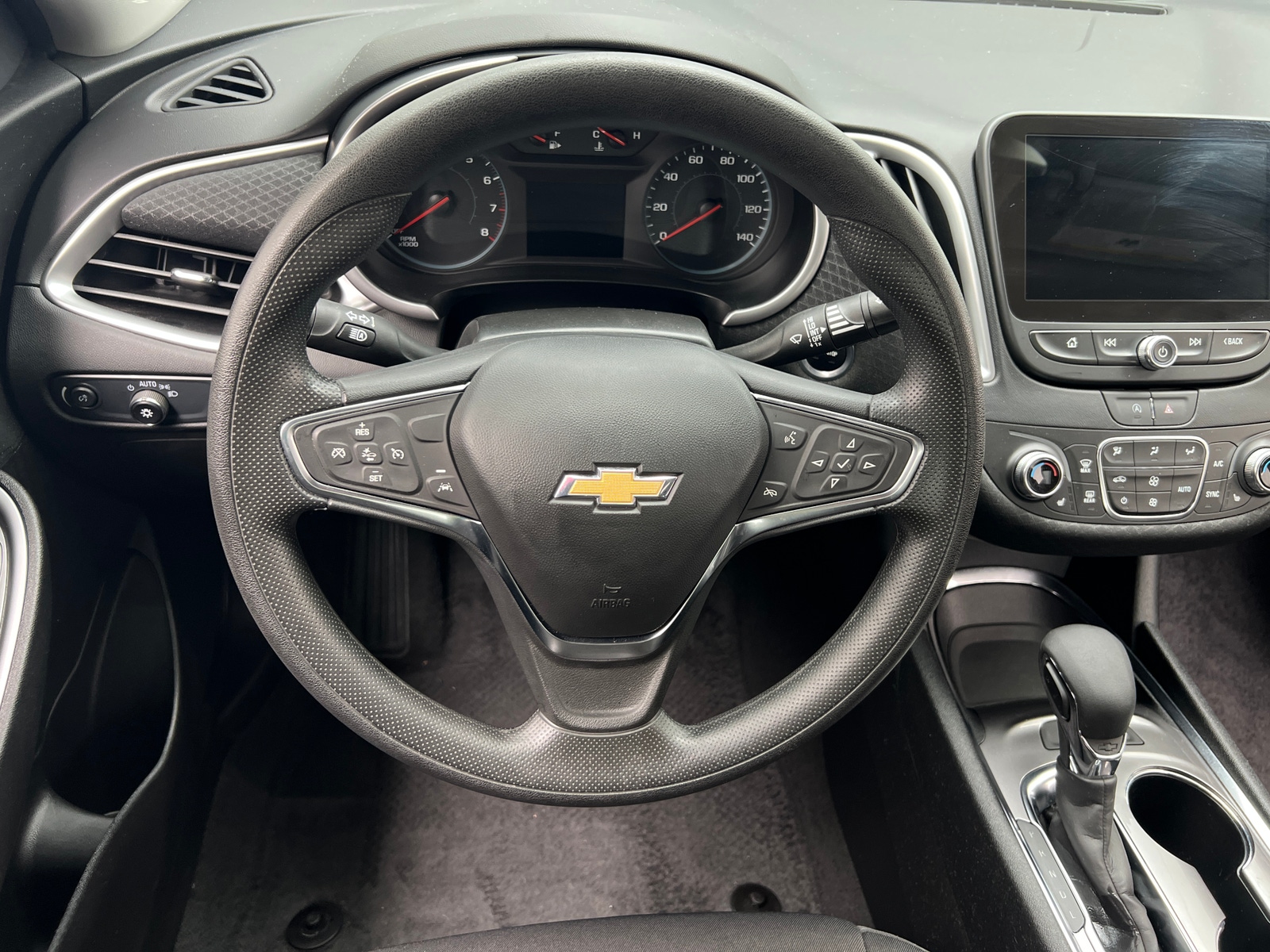 Thumbnail: 2025 Chevrolet Malibu - 5