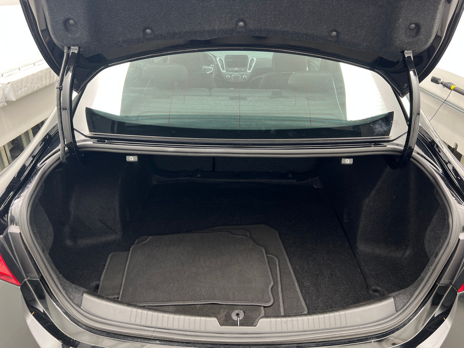 Thumbnail: 2025 Chevrolet Malibu - 7