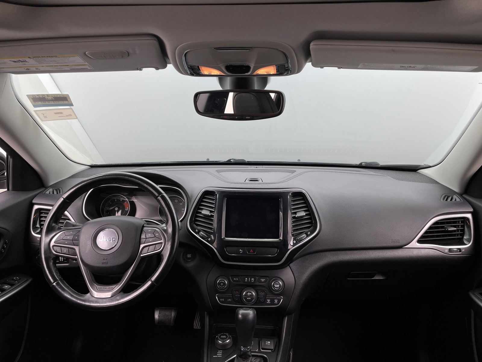 Thumbnail: 2020 Jeep Cherokee - 2