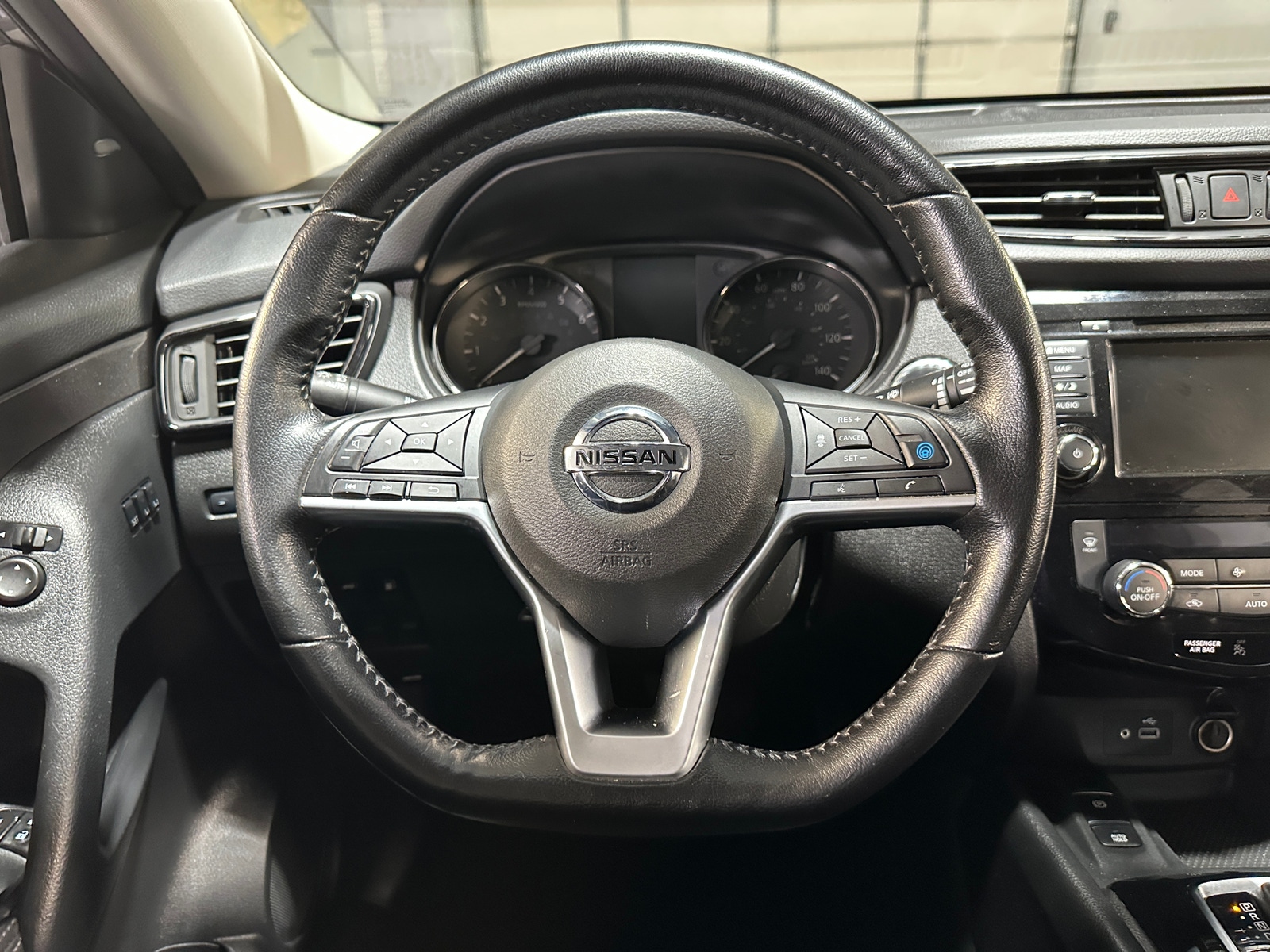 Thumbnail: 2020 Nissan Rogue - 5