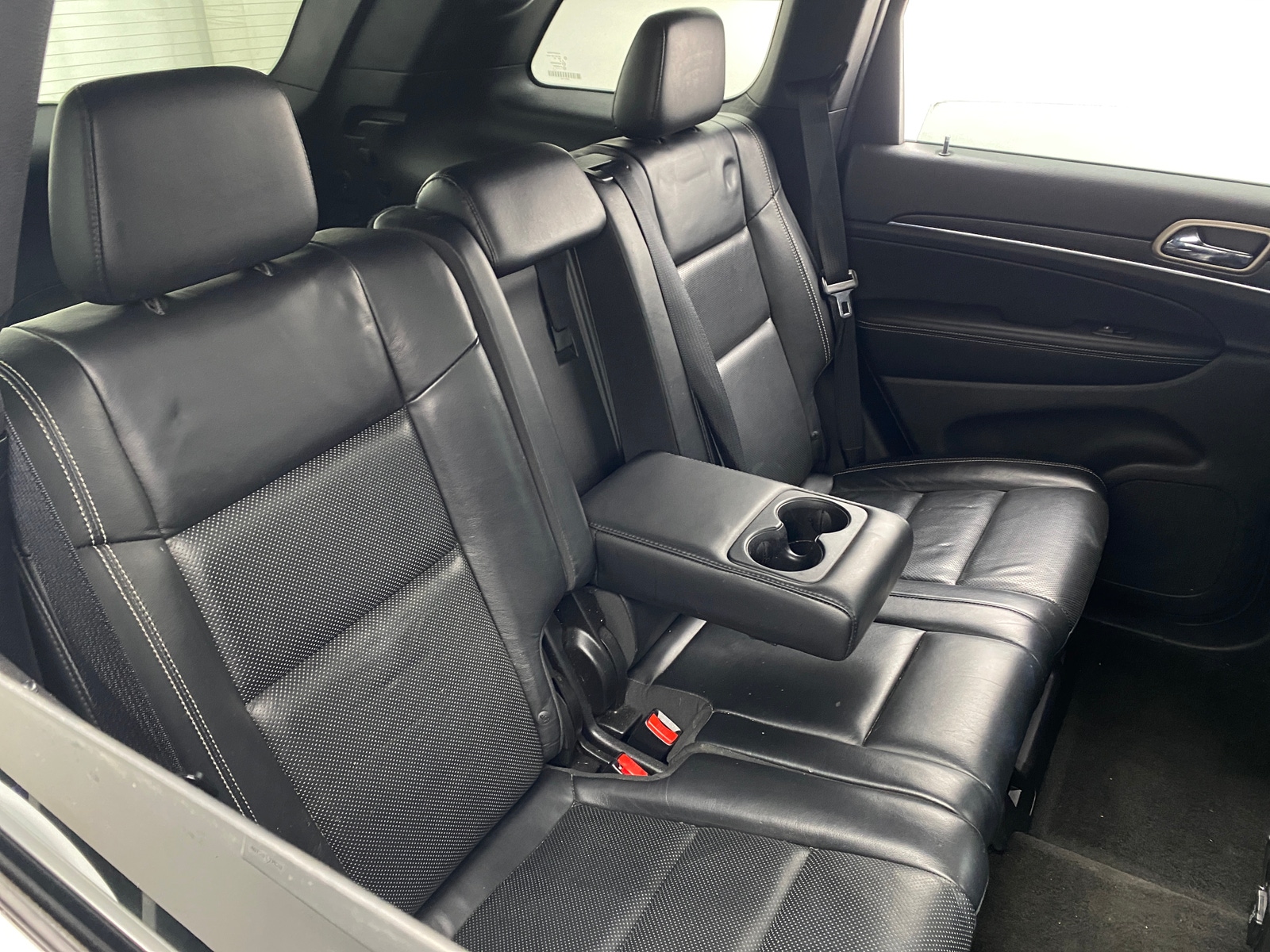 Thumbnail: 2015 Jeep Grand Cherokee - 5