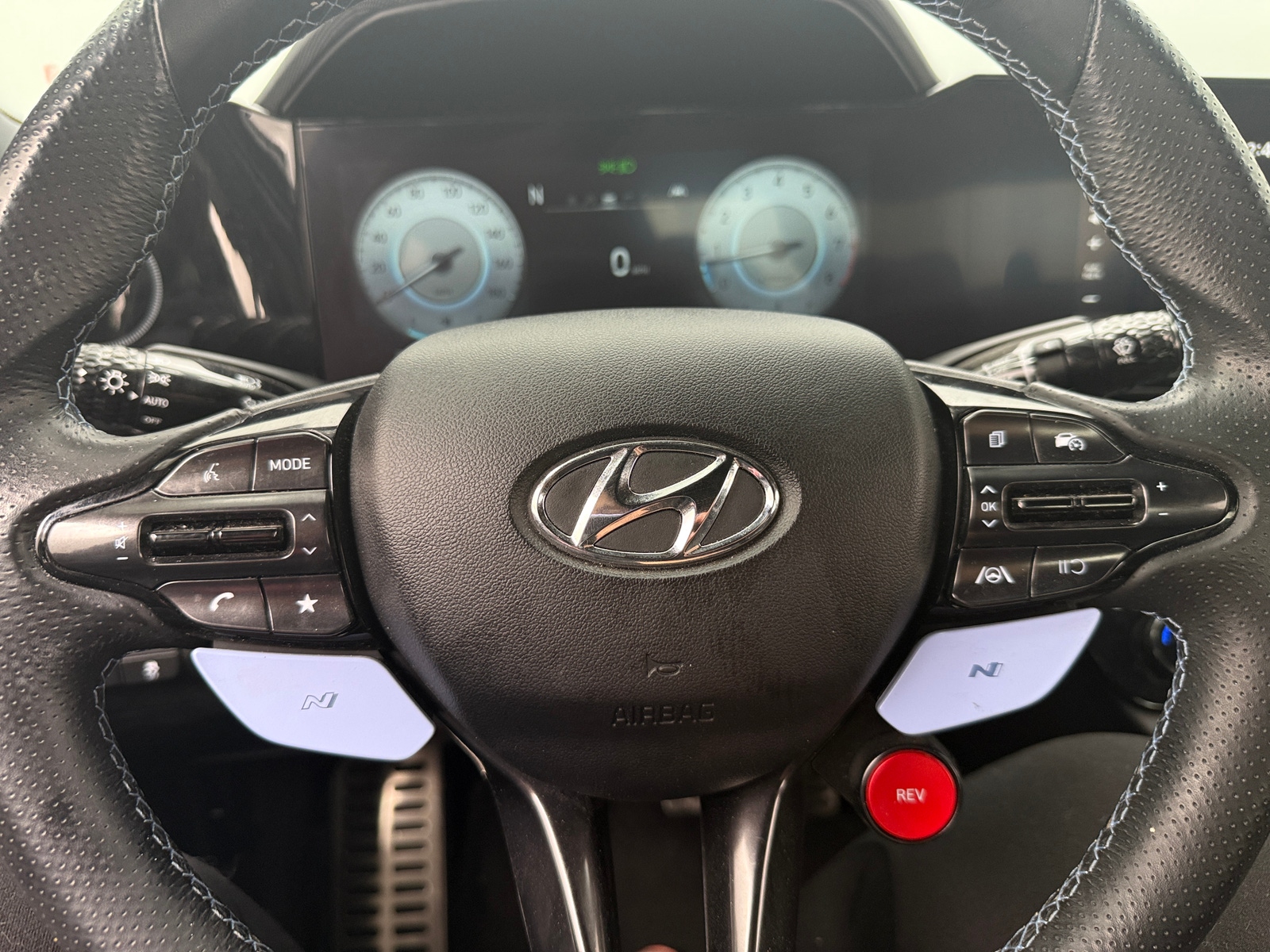 Thumbnail: 2023 Hyundai Elantra - 5