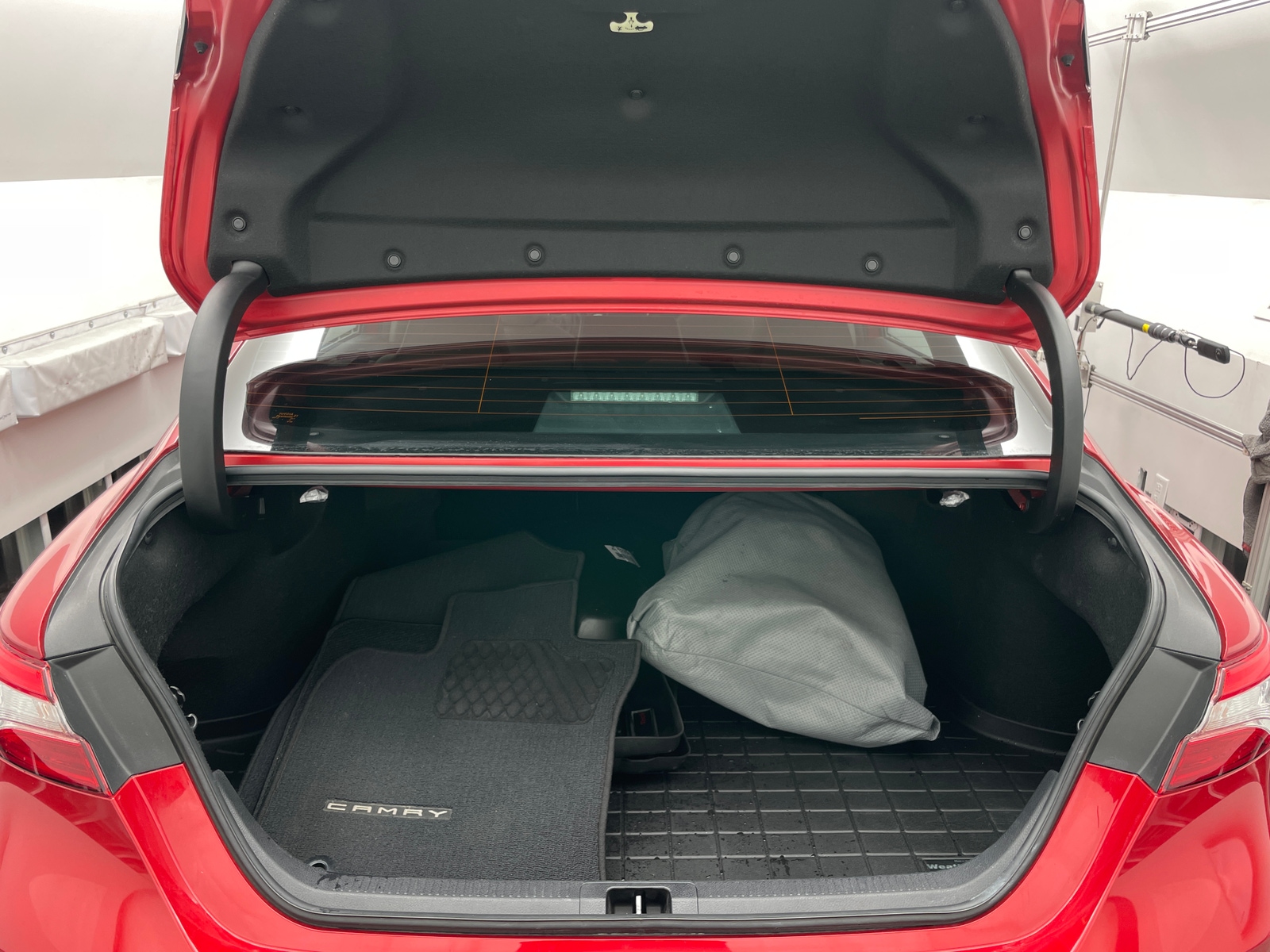 Thumbnail: 2020 Toyota Camry - 7