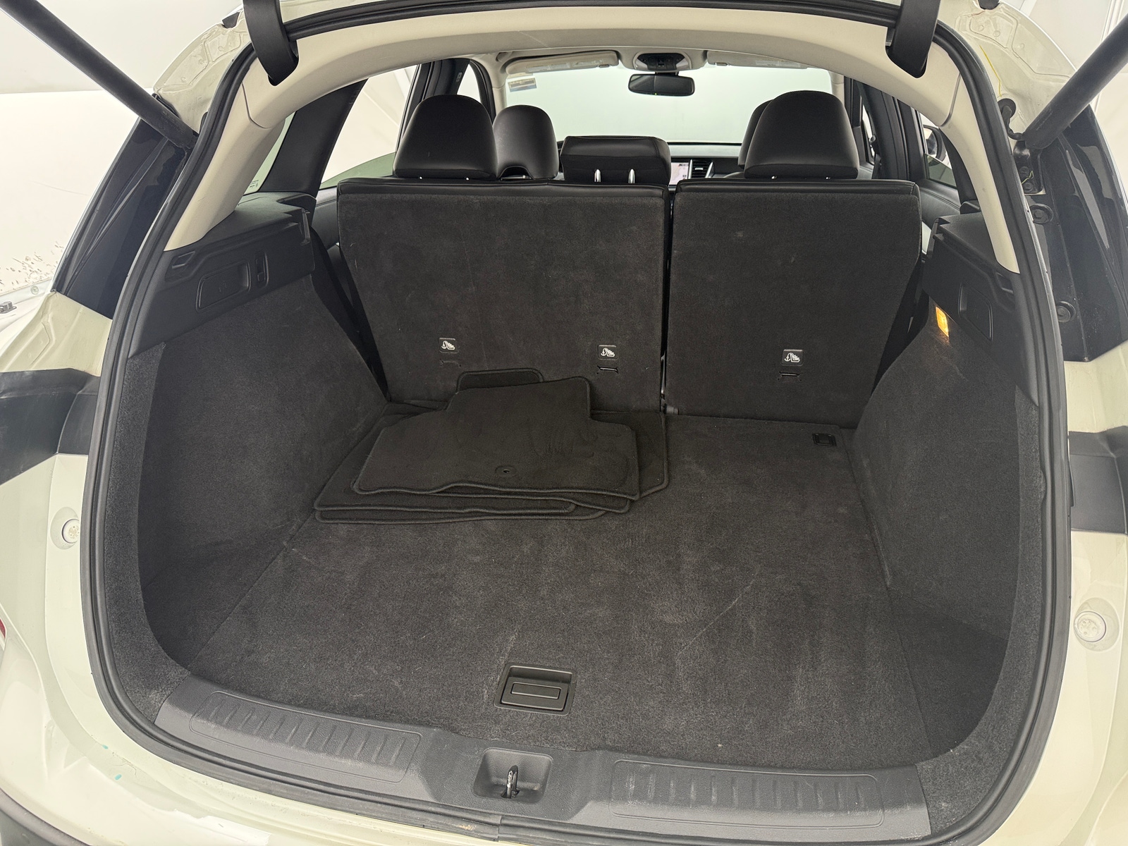 Thumbnail: 2021 INFINITI QX50 - 6