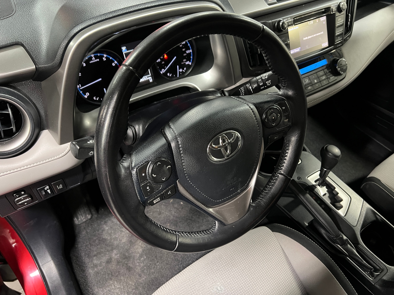 Thumbnail: 2017 Toyota RAV4 - 5