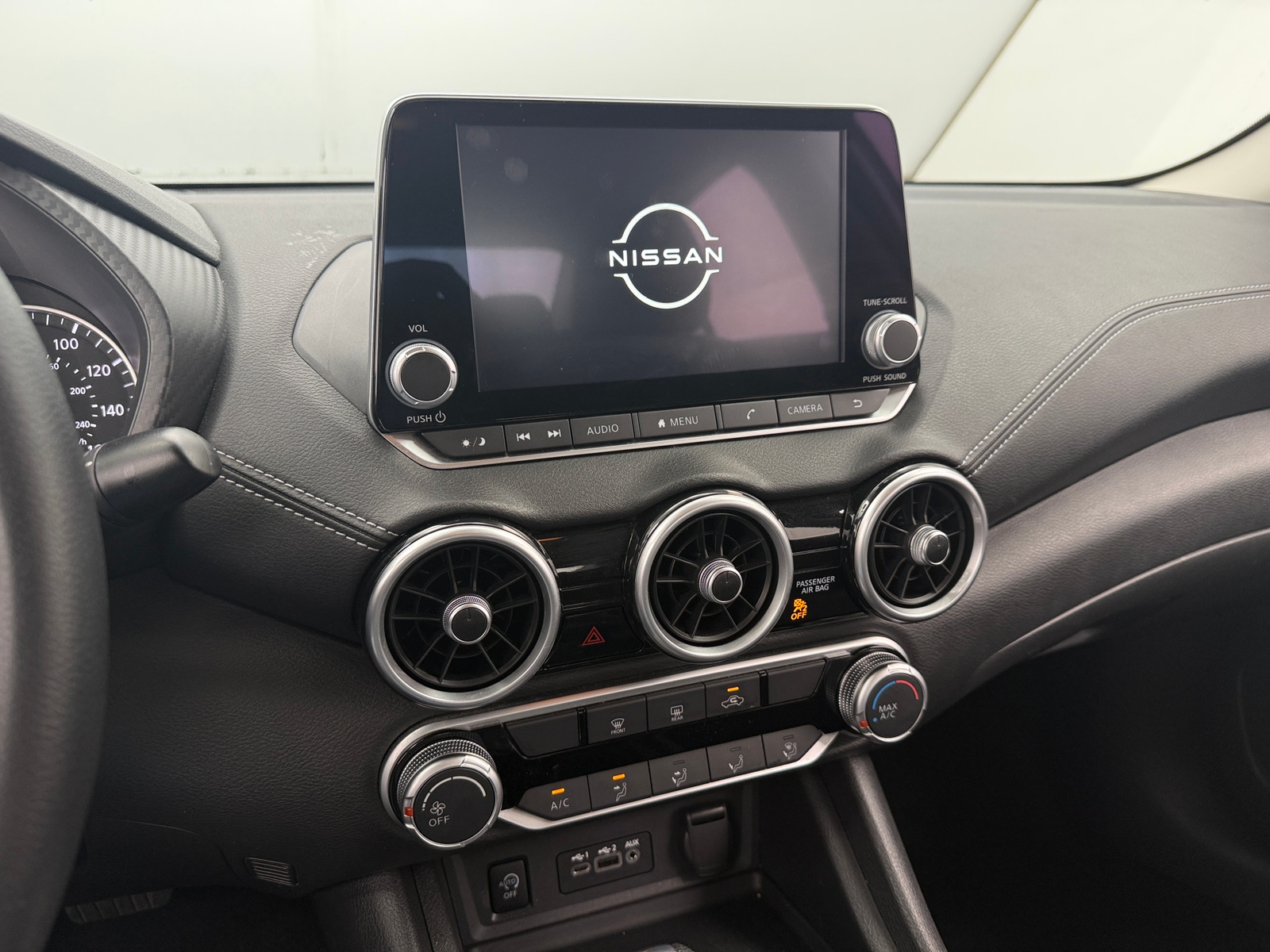 Thumbnail: 2024 Nissan Sentra - 4