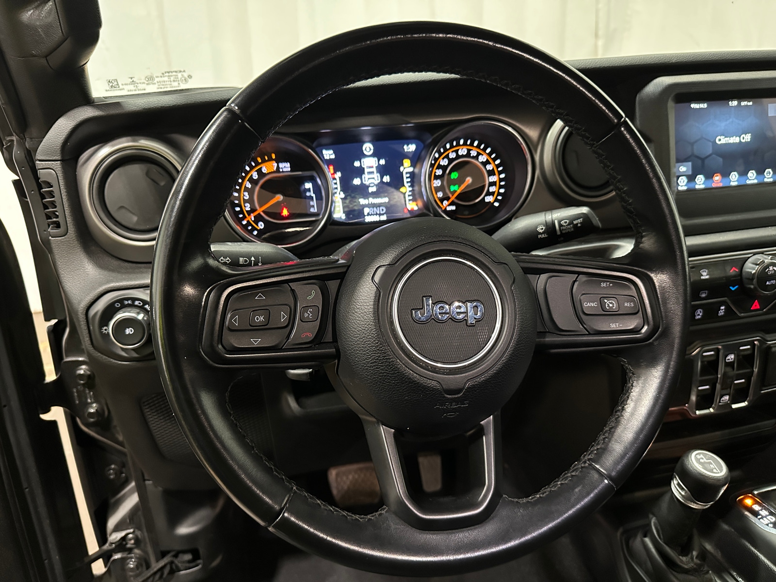 Thumbnail: 2021 Jeep Wrangler - 5