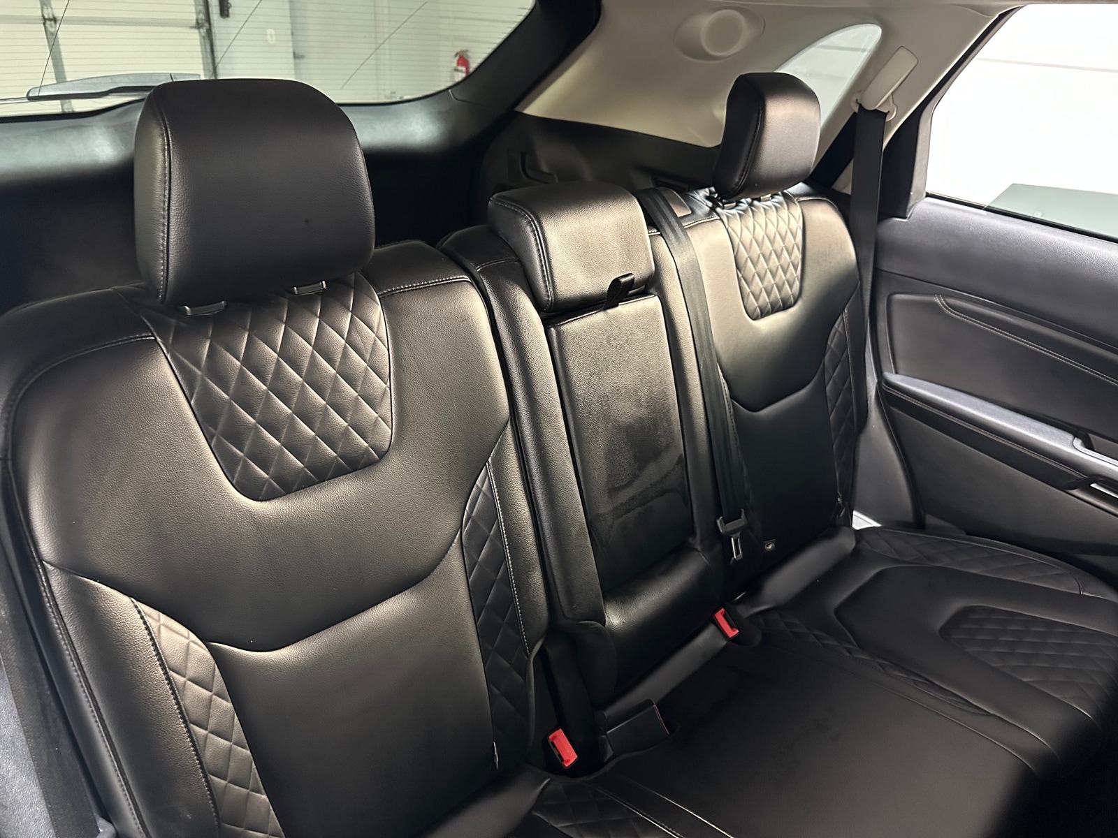 Thumbnail: 2023 Ford Edge - 5