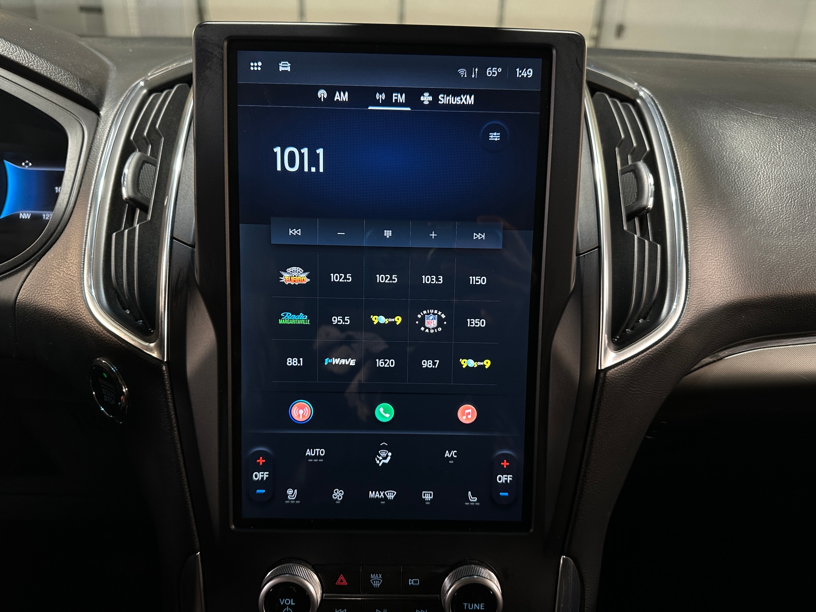 Thumbnail: 2023 Ford Edge - 3